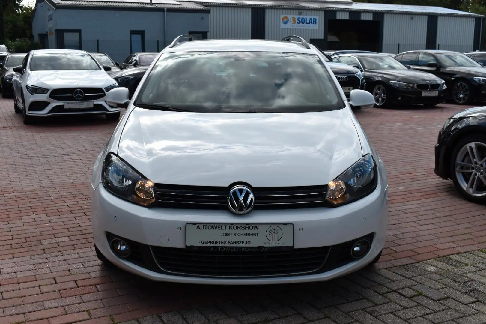 Volkswagen Golf VI Variant*STANDHEIZUNG*KLIMA *TEMPOMAT*SHZ Blanc - 2