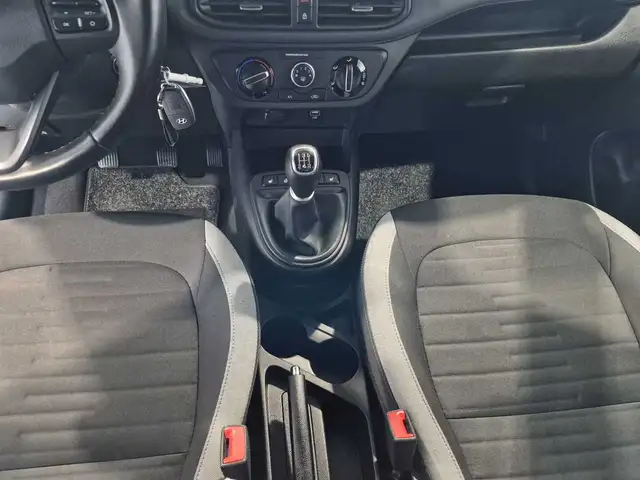 Hyundai I10 view 12