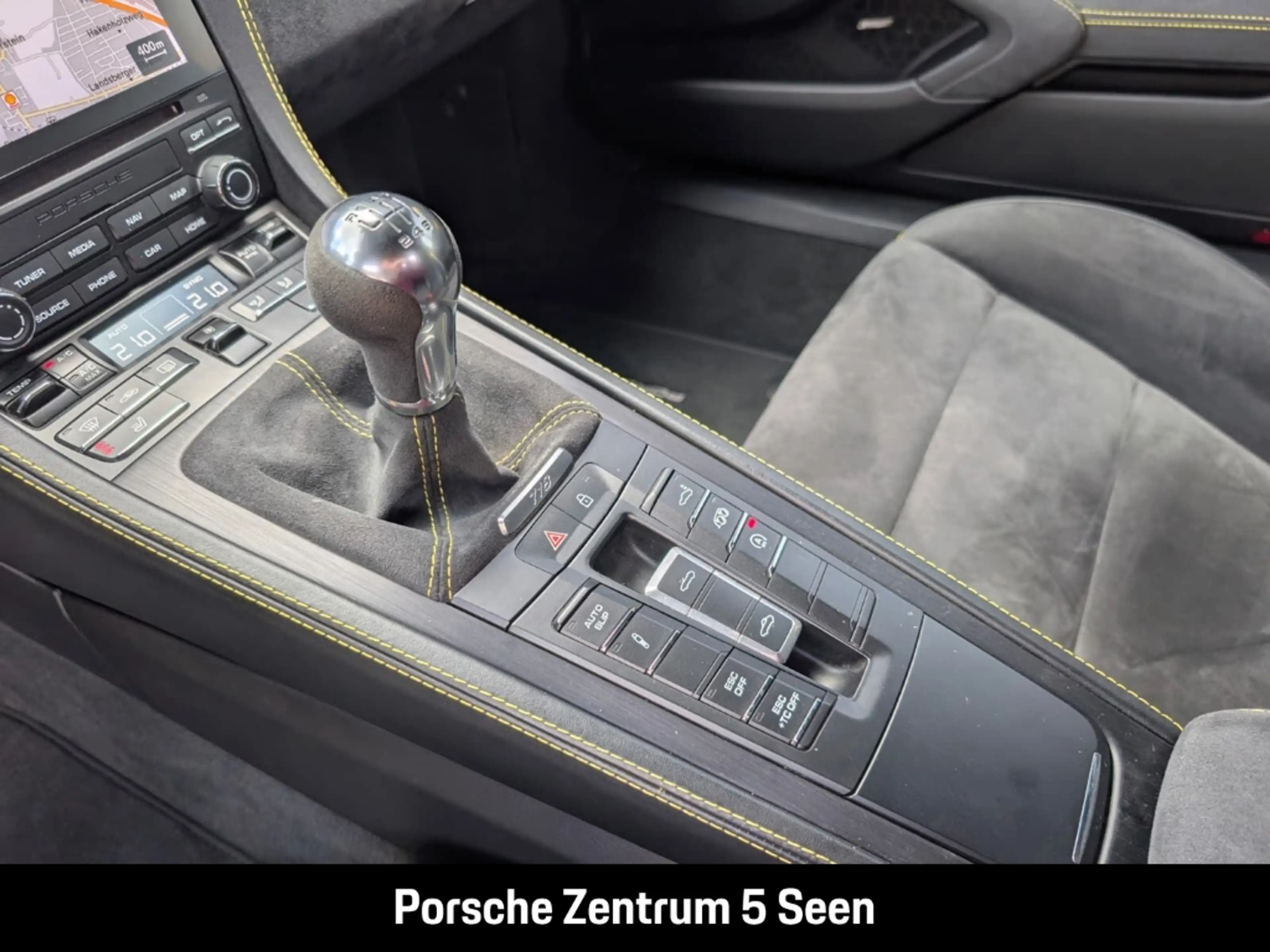 Porsche 718 Spyder — photo 19