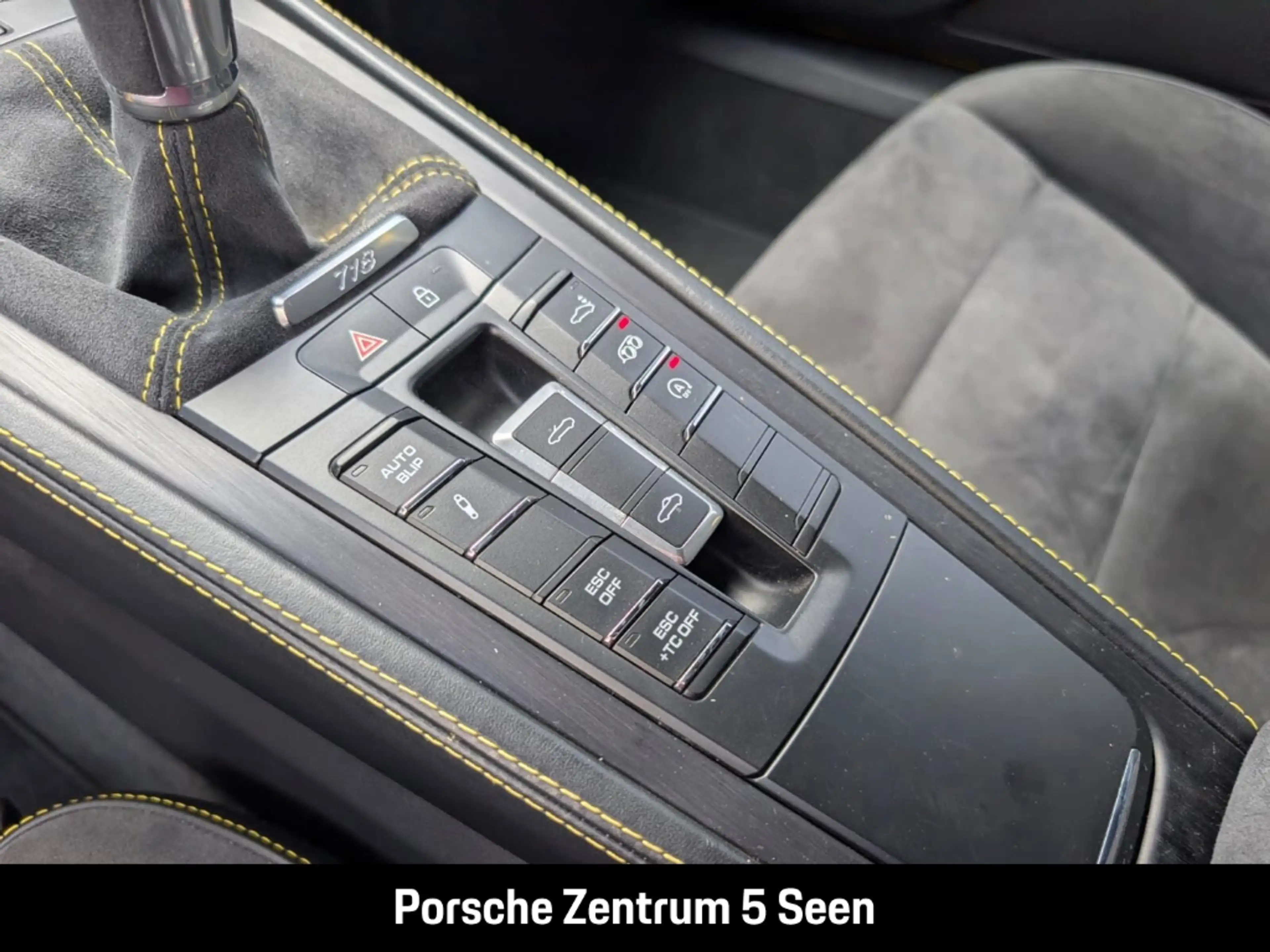 Porsche 718 Spyder — photo 20