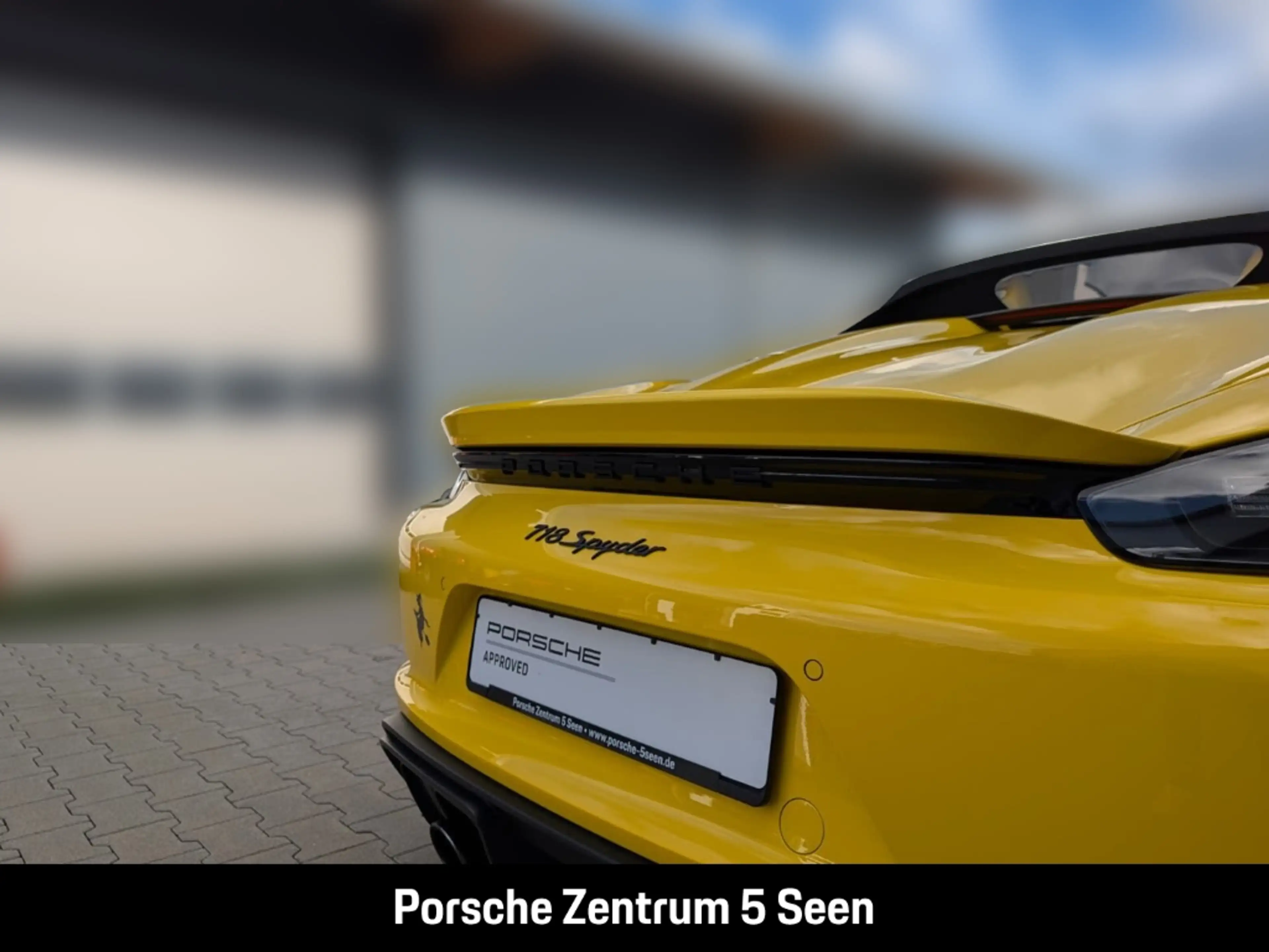 Porsche 718 Spyder — photo 9