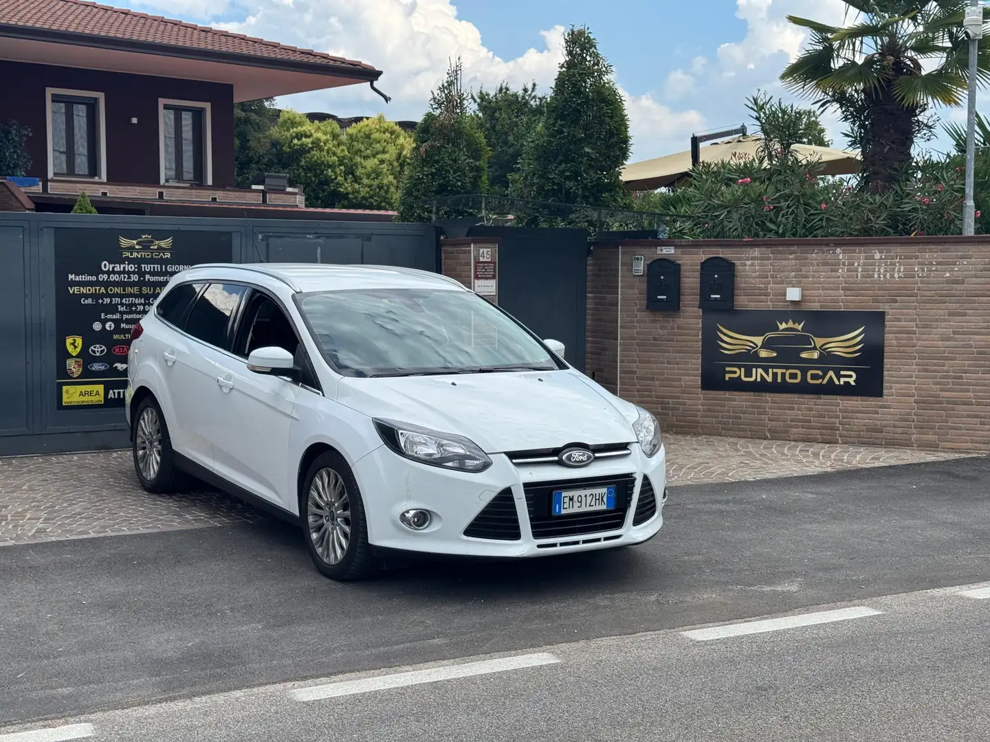 Ford Focus Focus SW 2.0 tdci Titanium 115cv powershift Bianco - 2