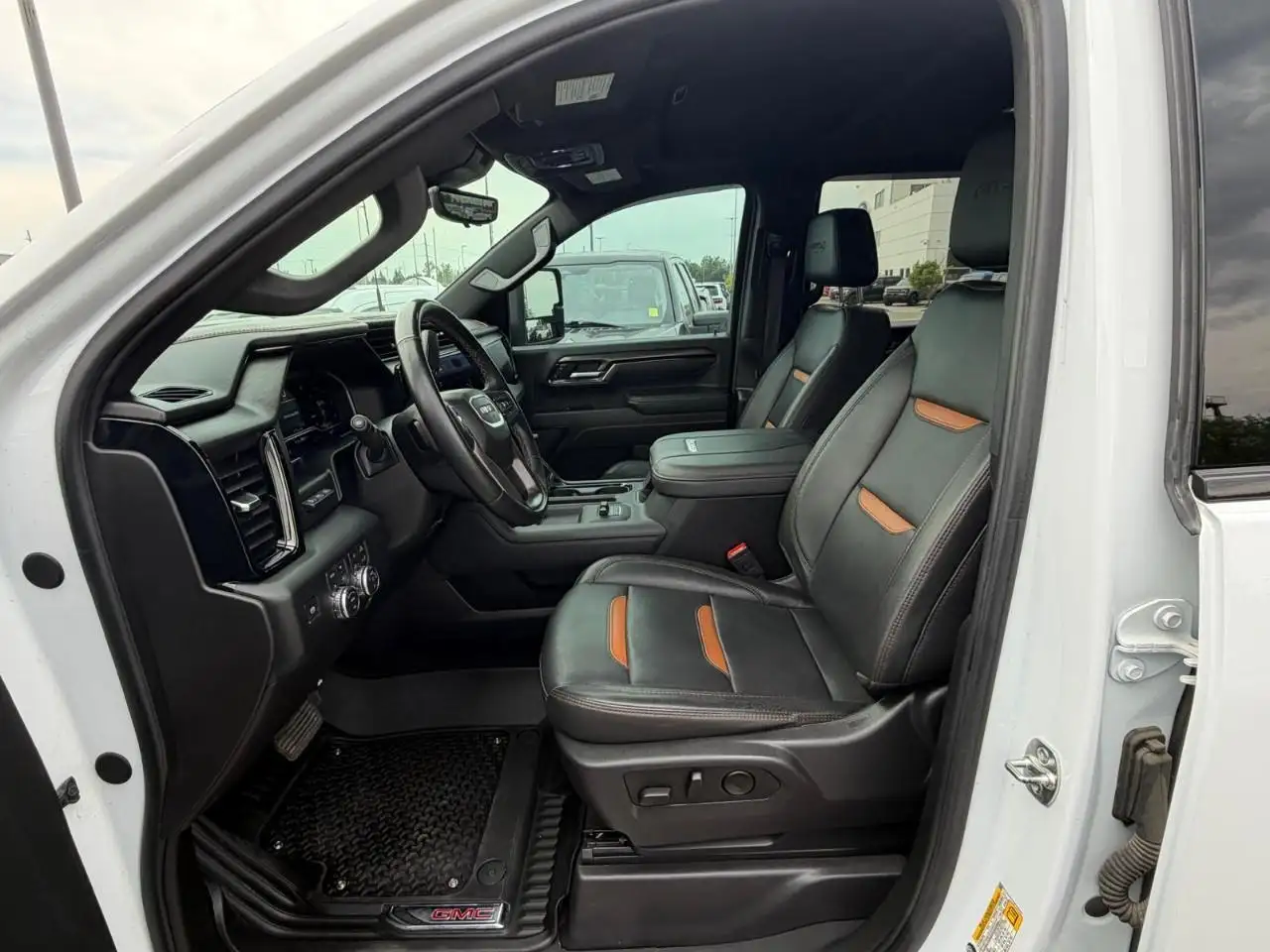 GMC Sierra 3500HD fotografie GMC Sierra 3500HD