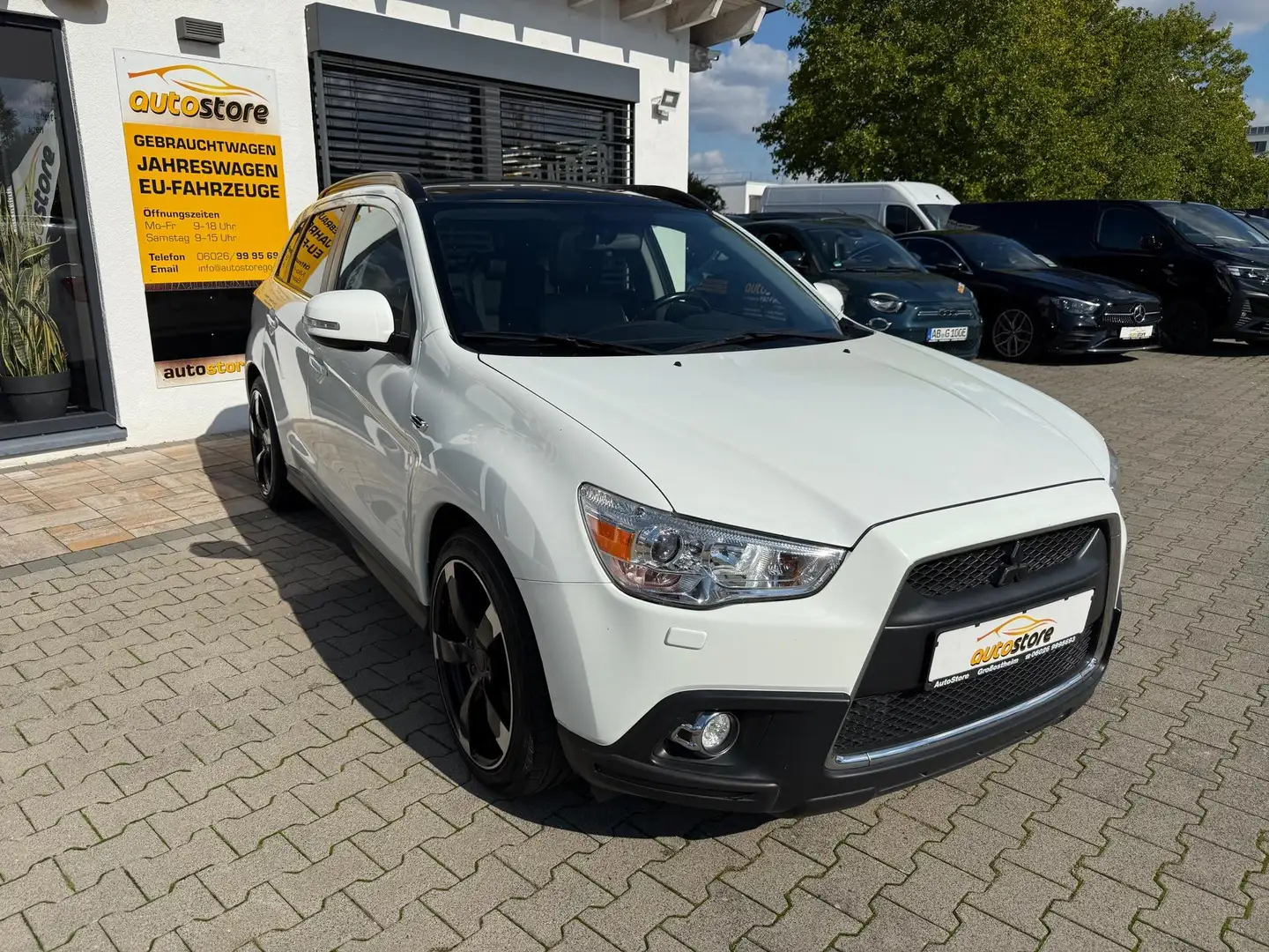 Mitsubishi ASX 1.8 DI-D Instyle 4WD 110 kW (150 PS), Schalt. 6... Weiß - 2