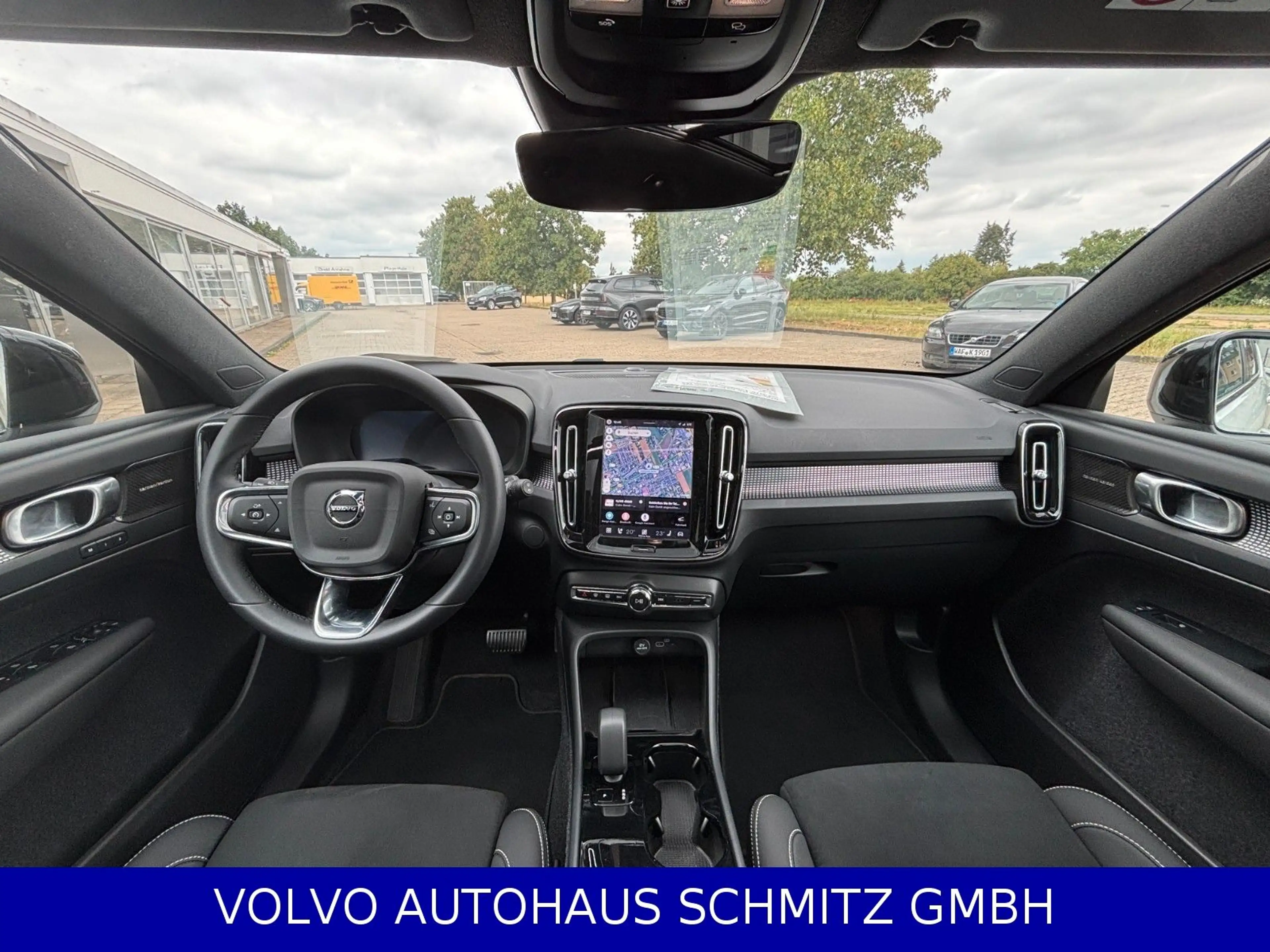 Volvo EX40 Black Edition Ultra Extended Range AHK — photo 15