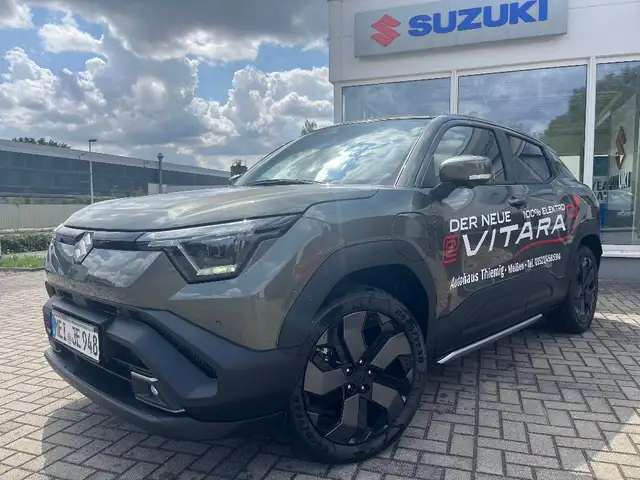 Suzuki e-Vitara Allrad Comfort + (Green) 185 PS