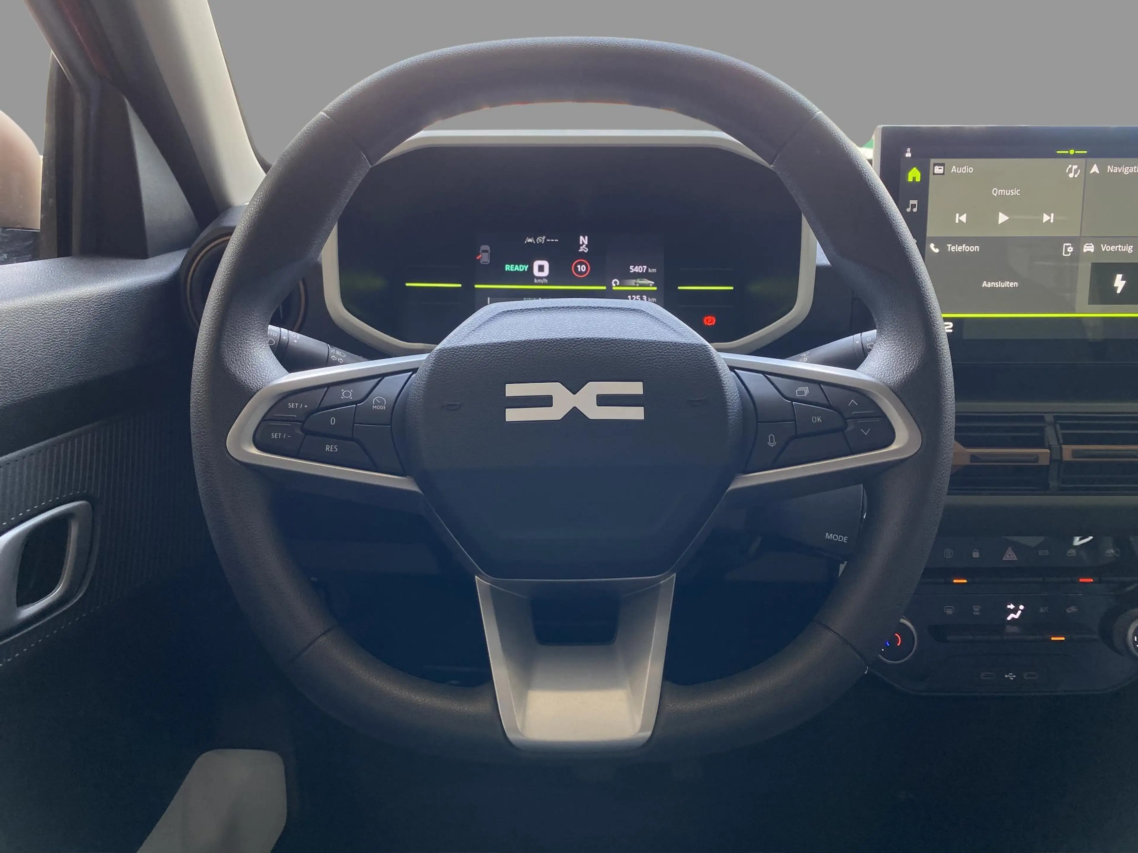 Dacia Spring Extreme Electric 65 — photo 12