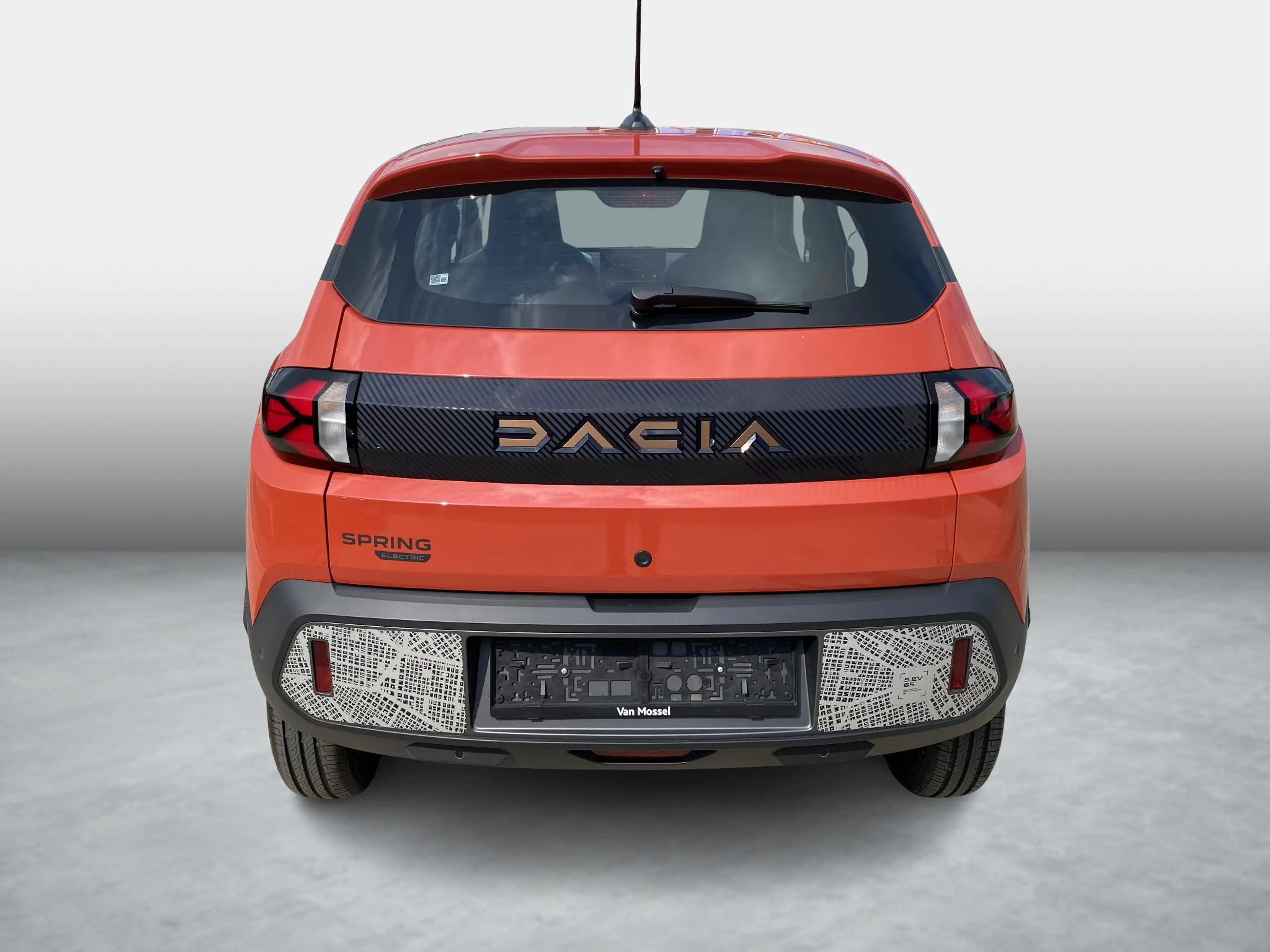 Dacia Spring Extreme Electric 65 — photo 4