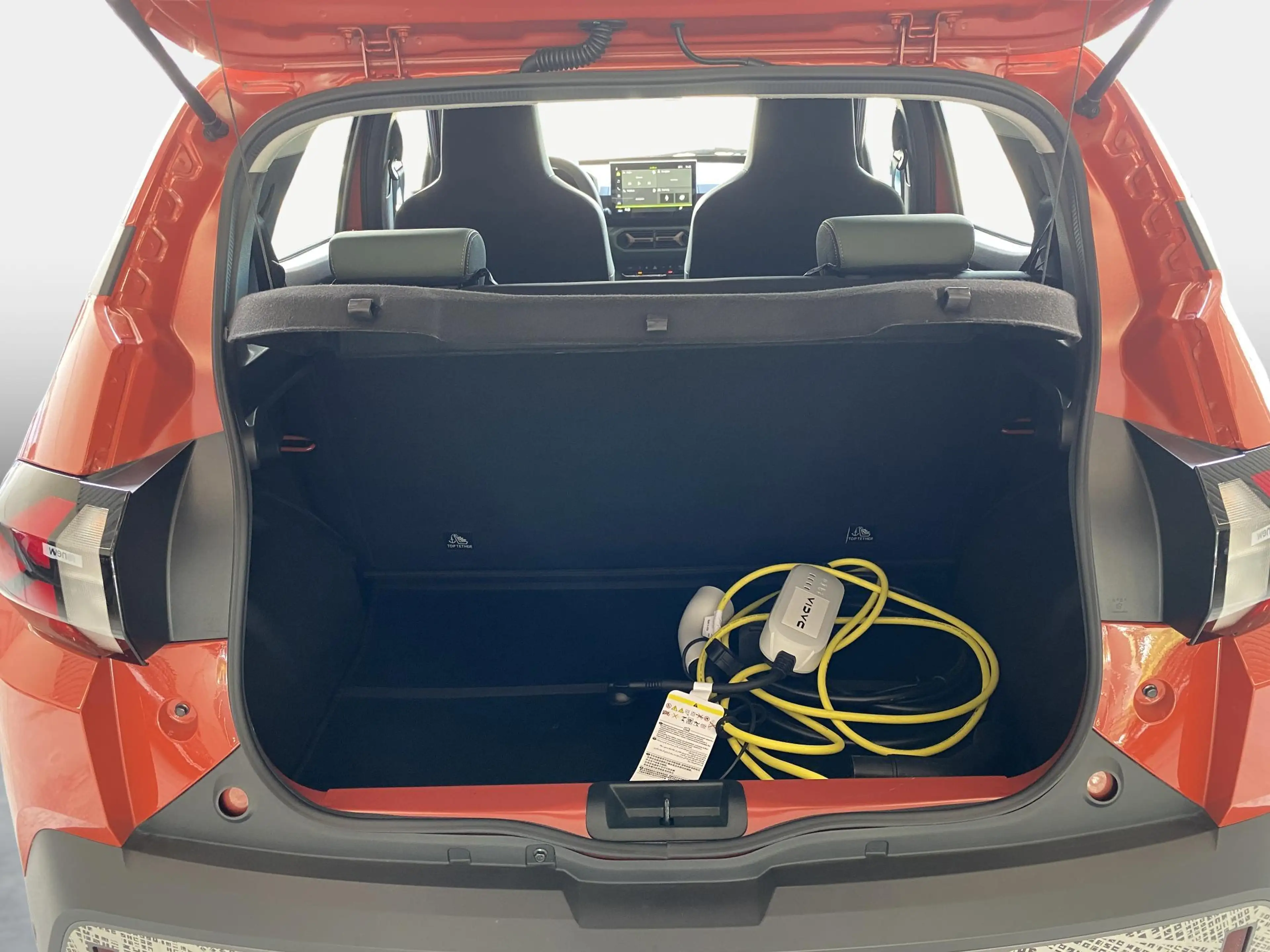 Dacia Spring Extreme Electric 65 — photo 13