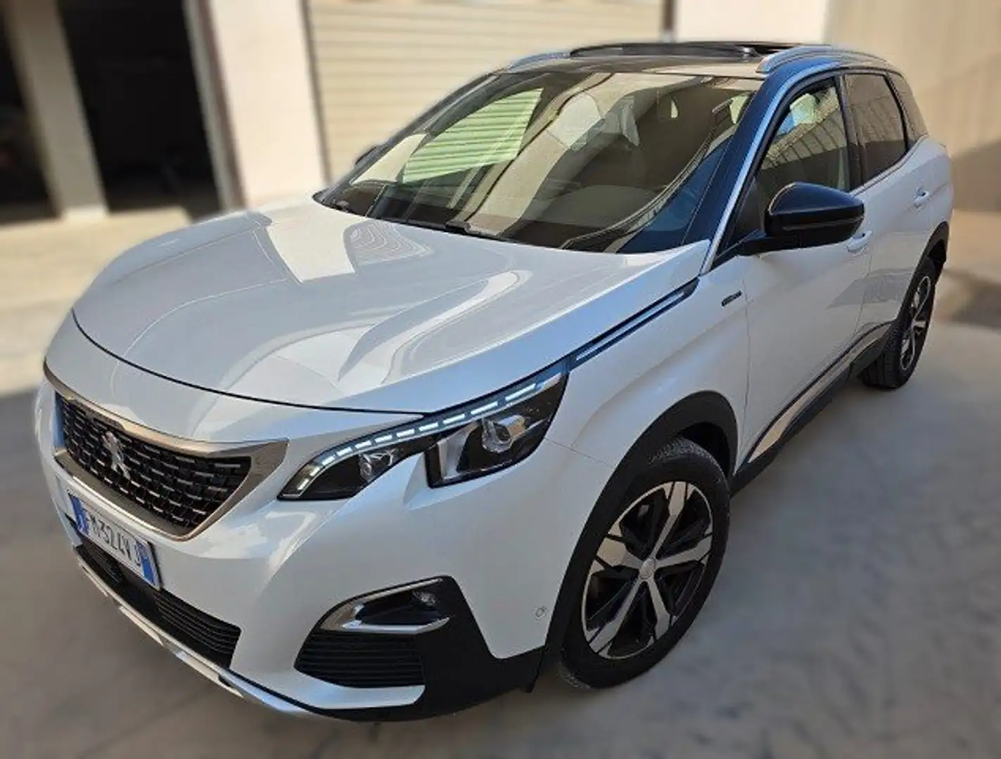 Peugeot 3008 1.6 bluehdi GT Line Bianco - 2