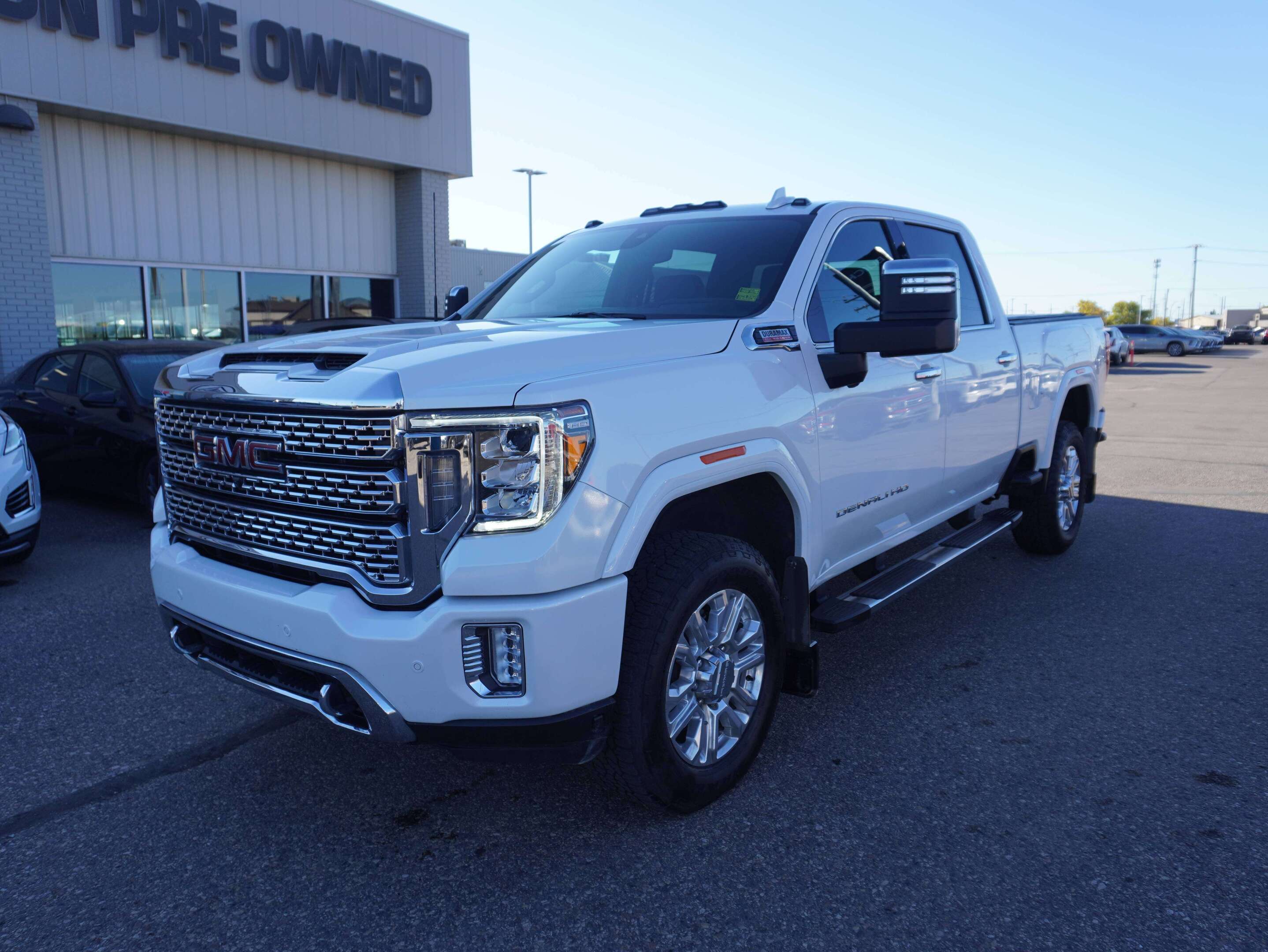 White 2023 GMC Sierra 2500HD Pickup Truck Four-Wheel Drive Automatic