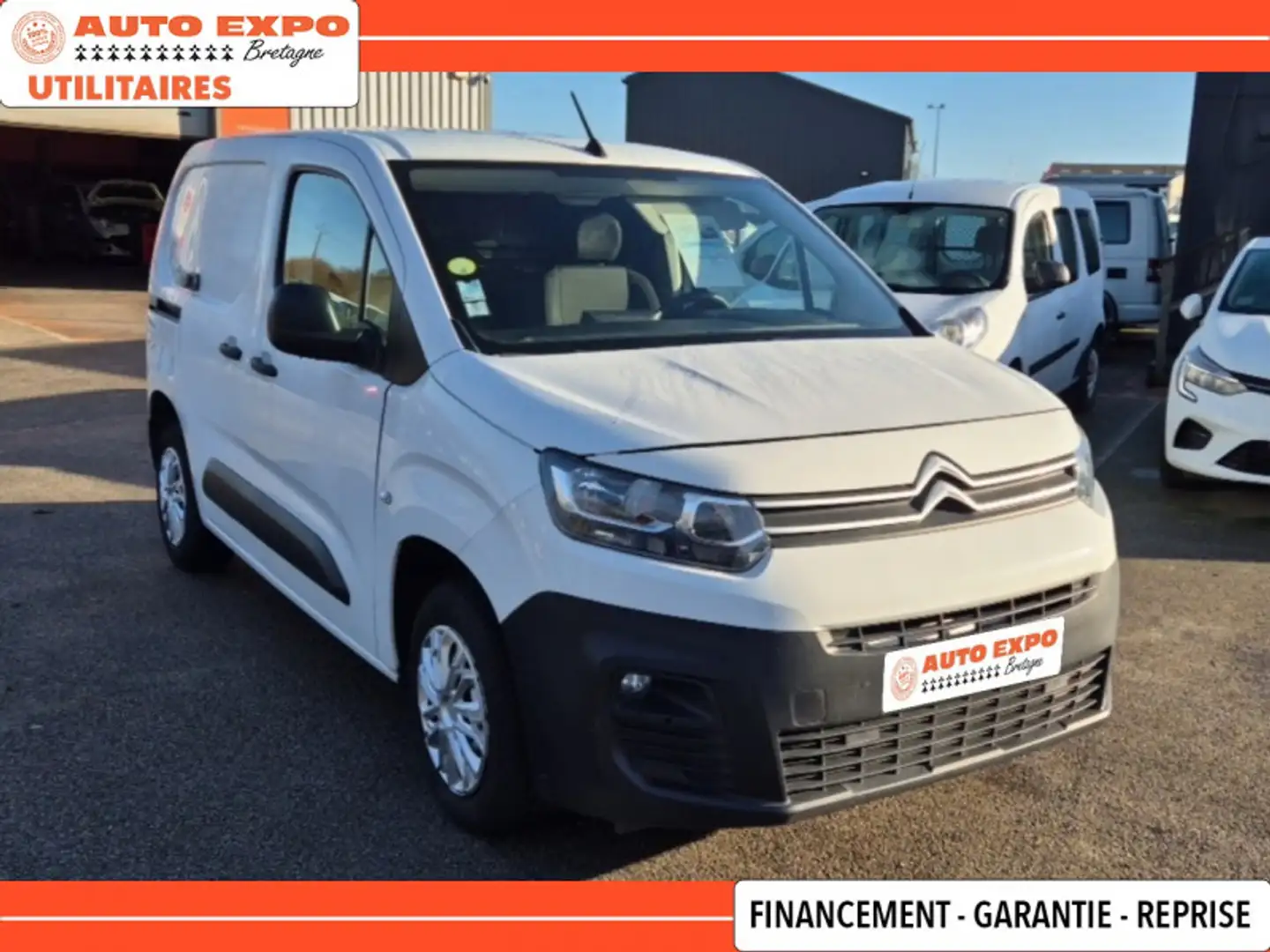 Citroen Berlingo M 650KG BLUEHDI 75 S\u0026S CLUB 9990¤ hors taxes Blanc - 1