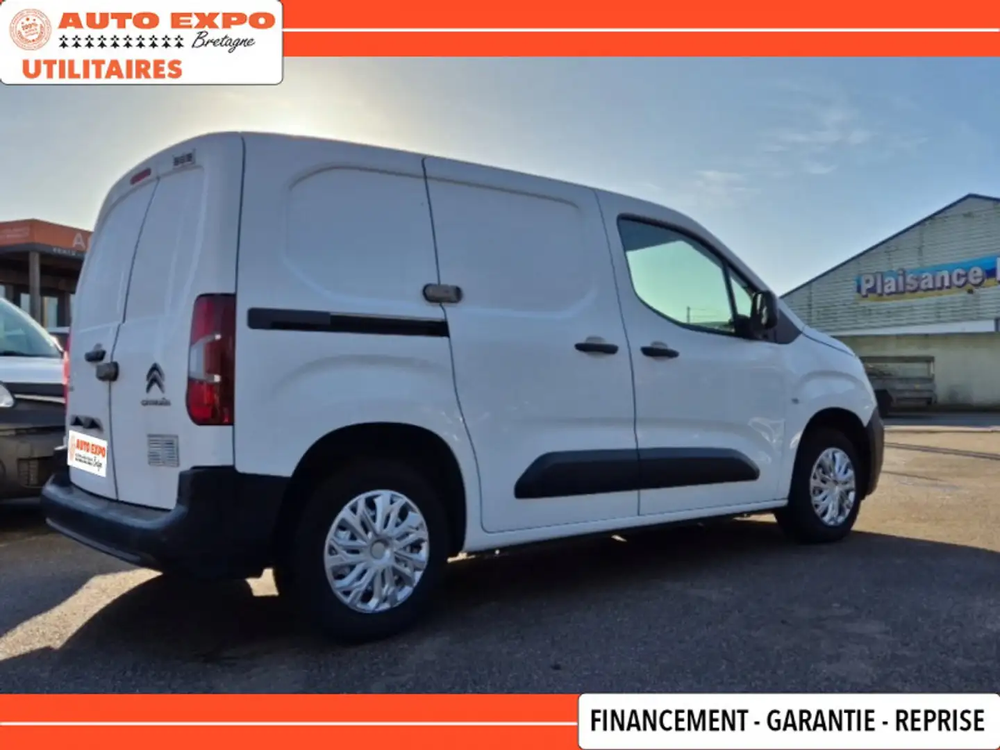 Citroen Berlingo M 650KG BLUEHDI 75 S\u0026S CLUB 9990¤ hors taxes Blanc - 2