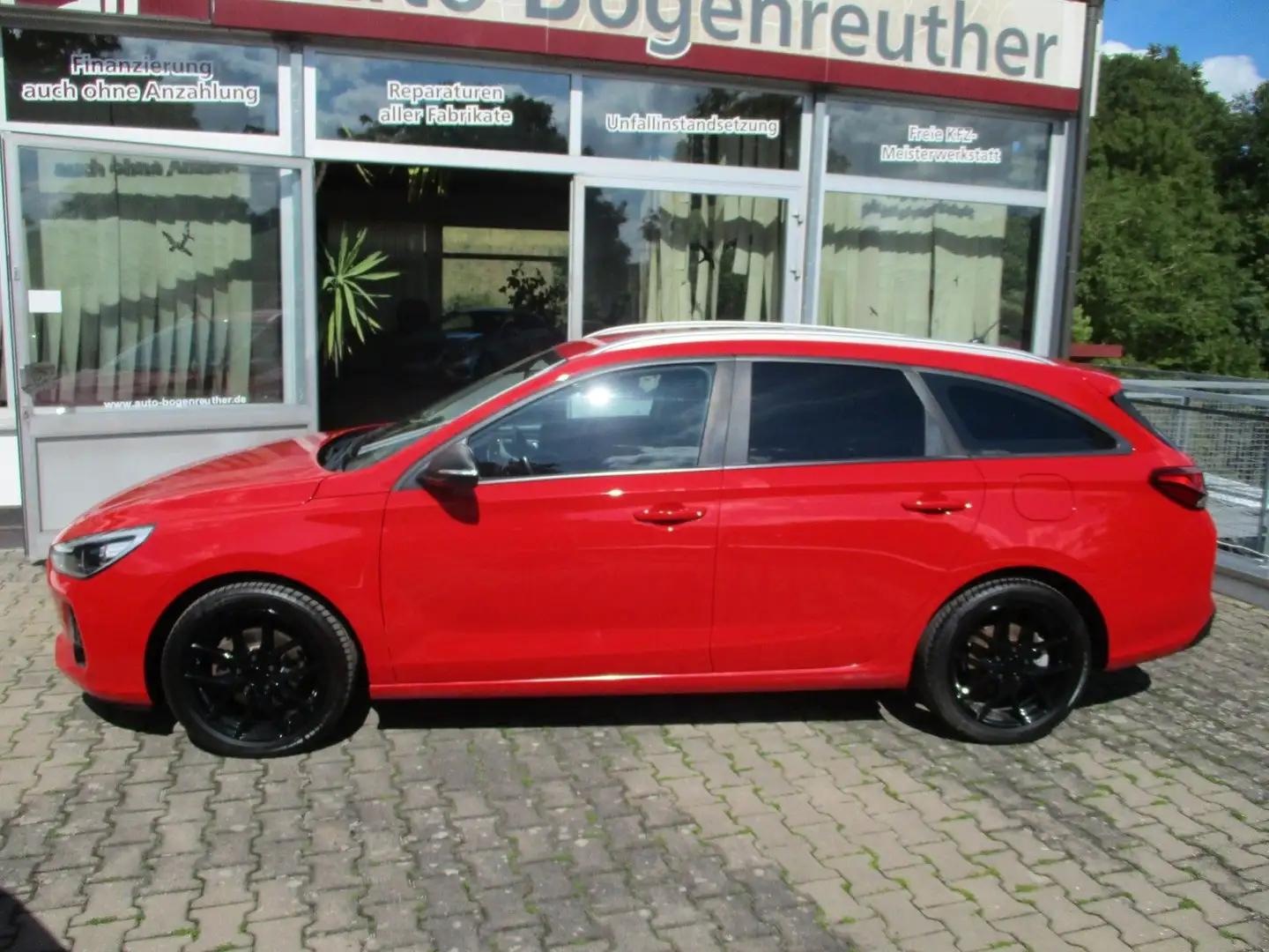 Hyundai i30 cw Family+Sitzheizung+Alu+Gepflegt Rood - 2