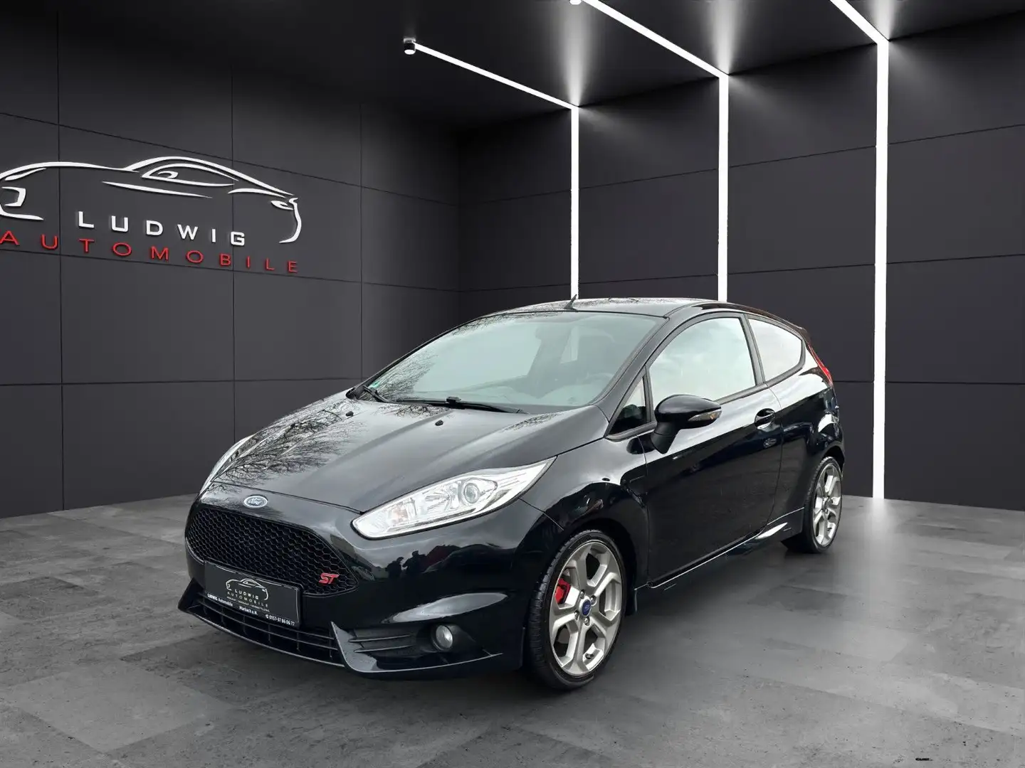 Ford Fiesta ST / 2 HAND / GPFLEGT/ ALUFELGEN Zwart - 1
