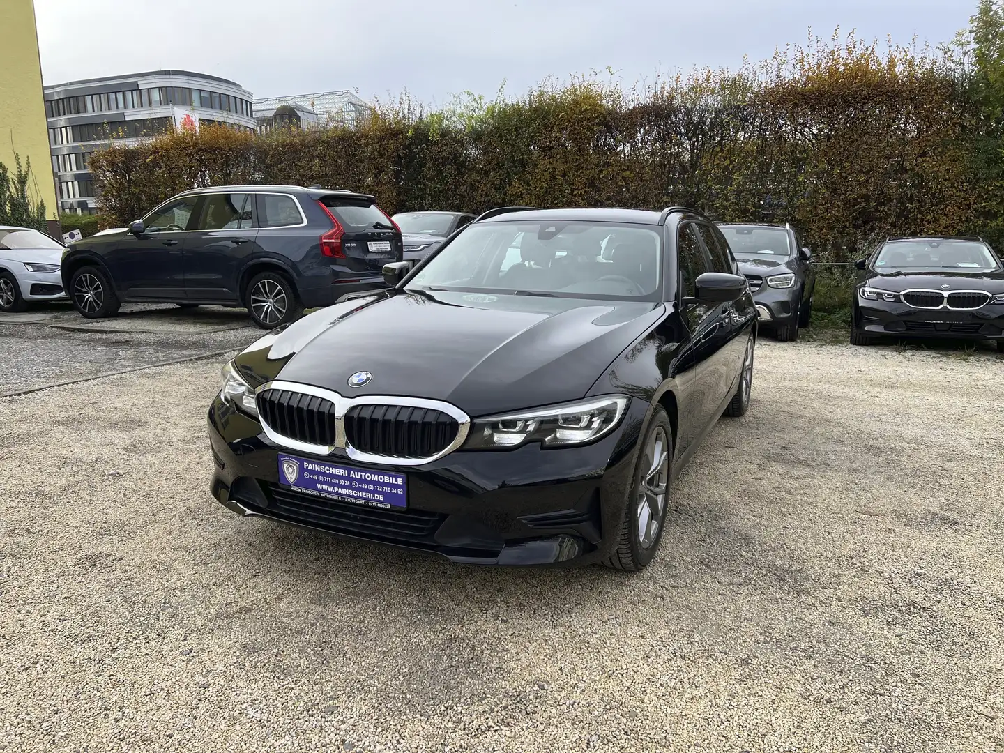 BMW 320 d Touring xDrive Aut. AHK+LEDER+NAVI+LED+SPURASIST Noir - 2