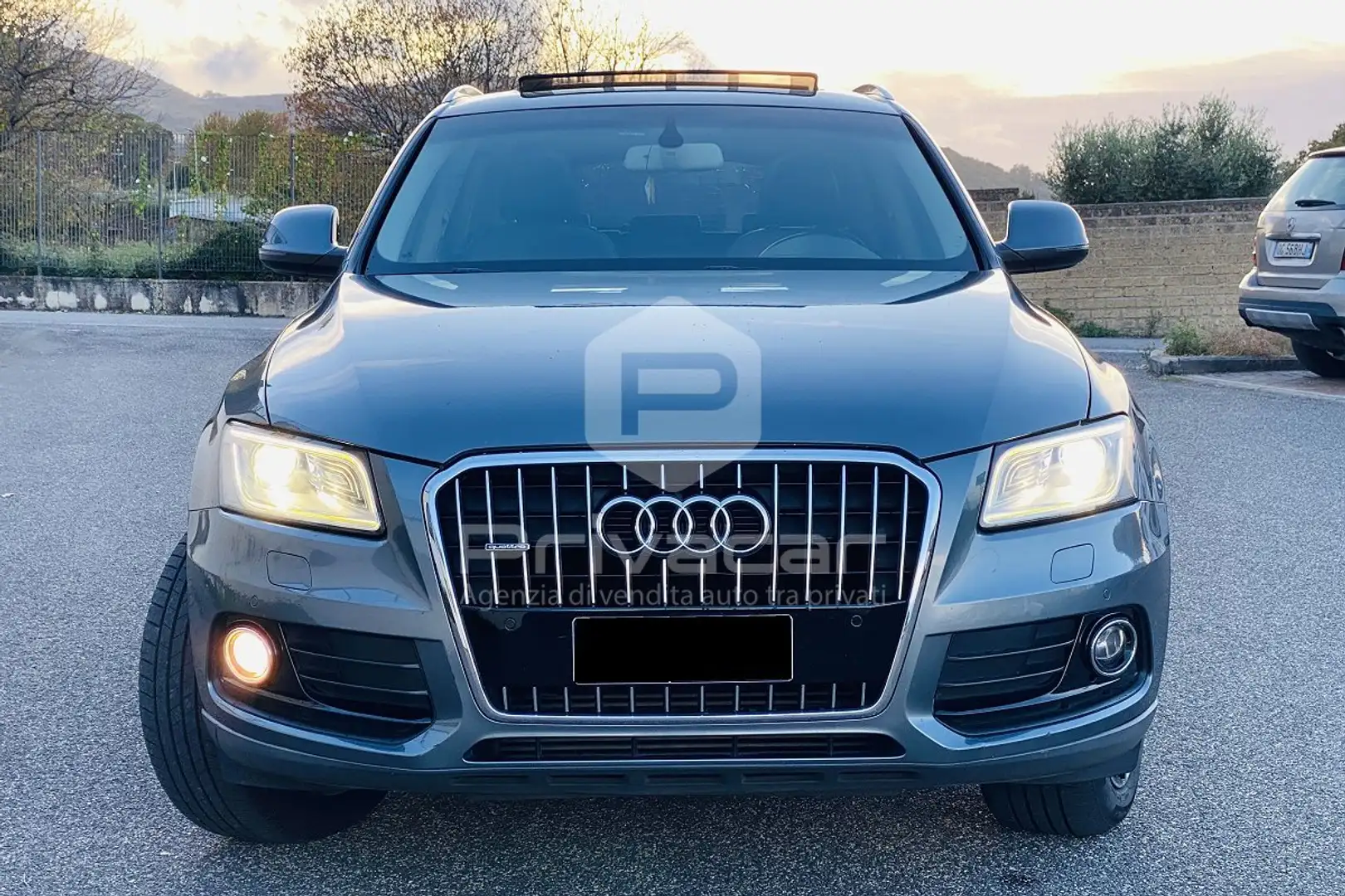 Audi Q5 Q5 2.0 TDI 177CV quattro S tronic Business Argento - 2