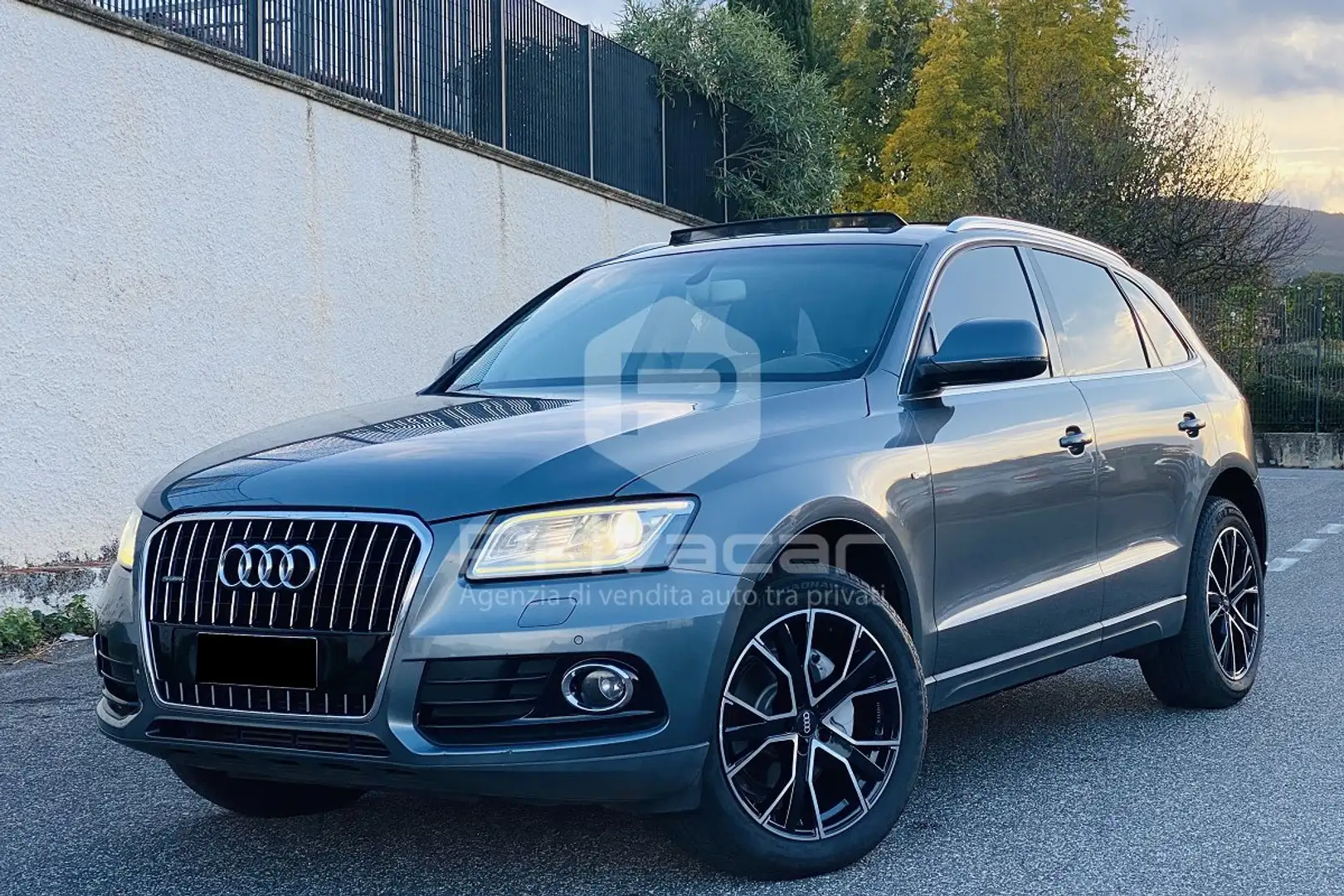 Audi Q5 Q5 2.0 TDI 177CV quattro S tronic Business Argento - 1