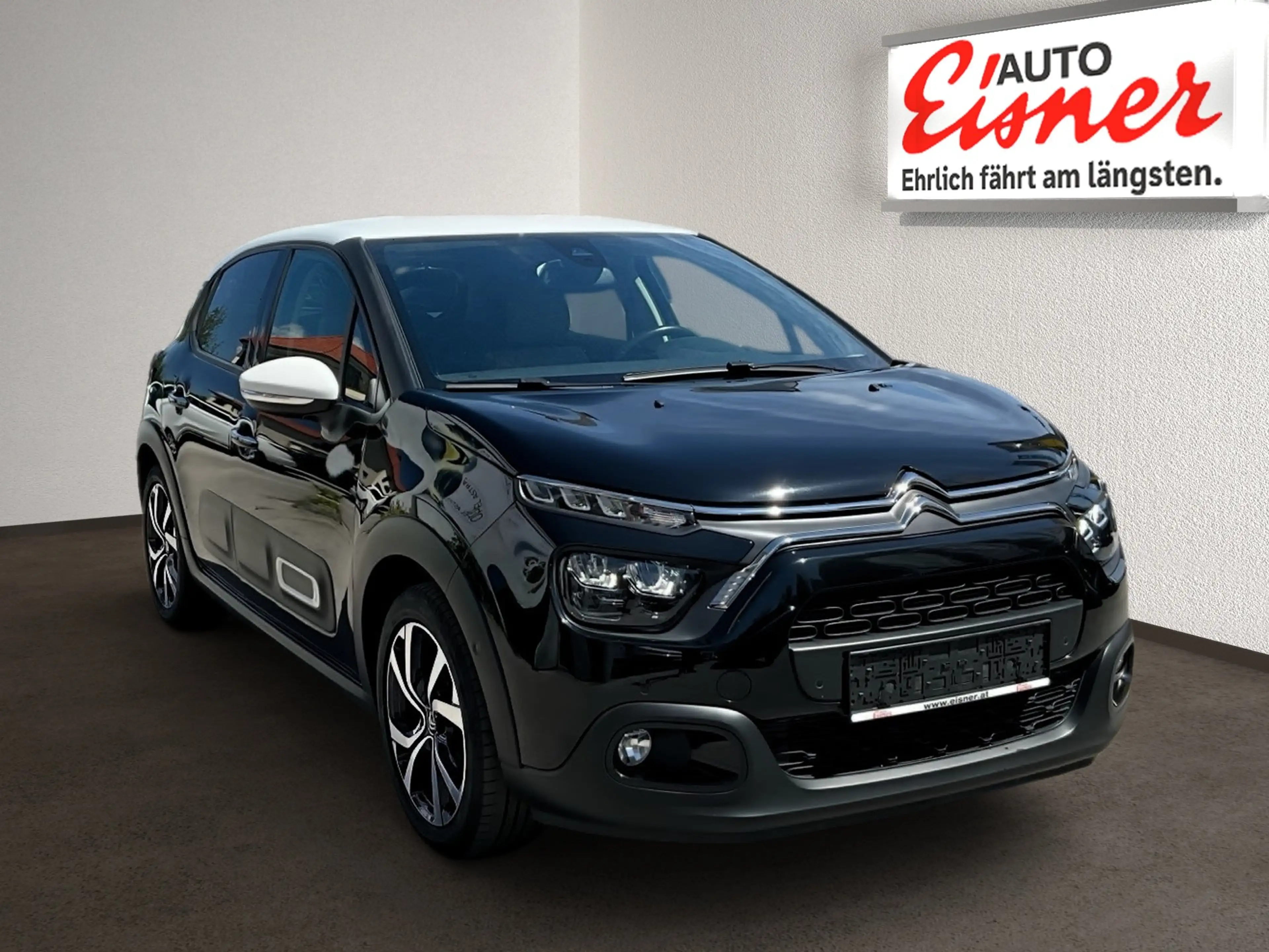 Citroen C3 1.2 PureTech 110 Shine BiXenon Facelift Kam. — photo 15
