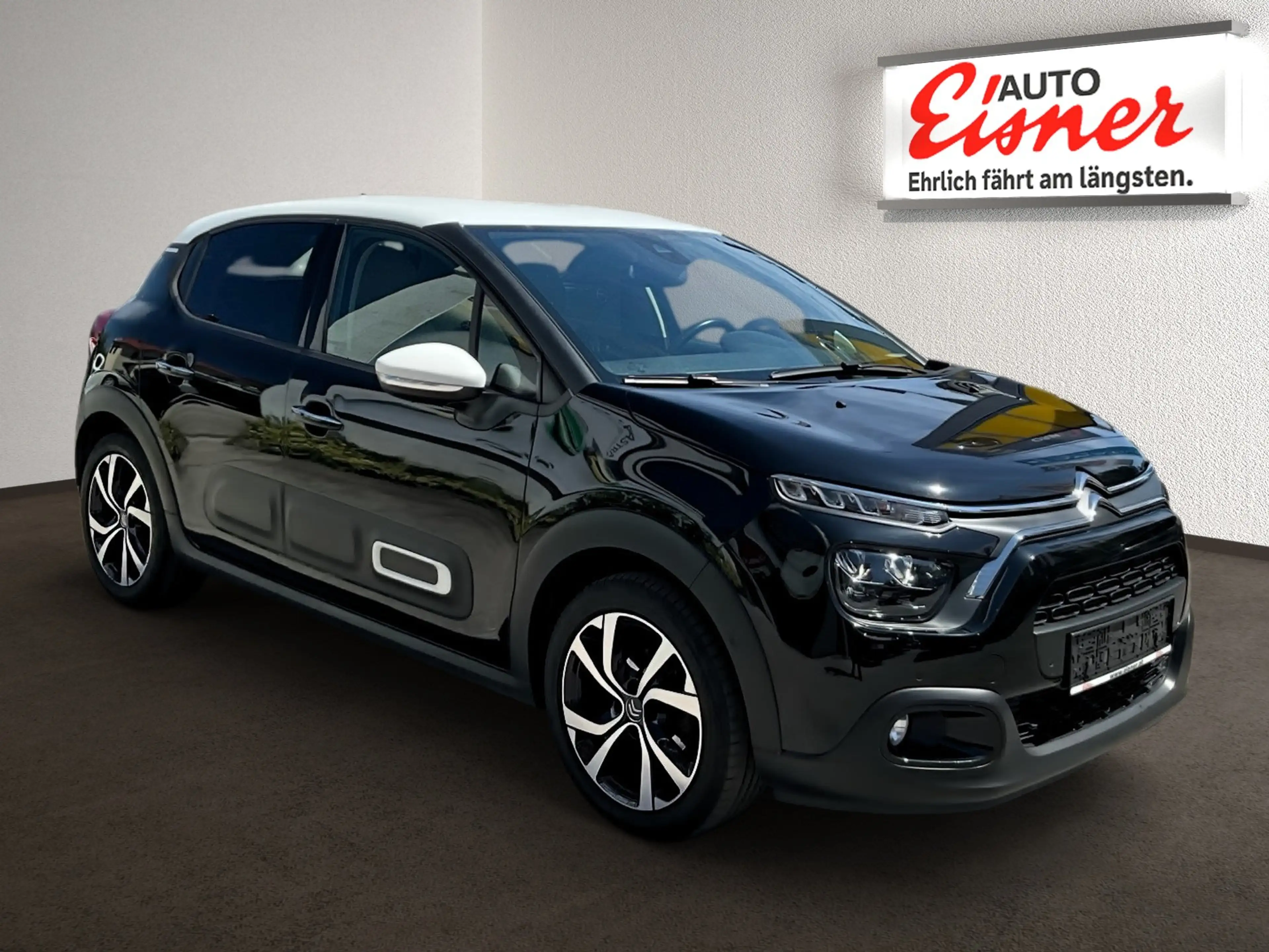 Citroen C3 1.2 PureTech 110 Shine BiXenon Facelift Kam. — photo 14