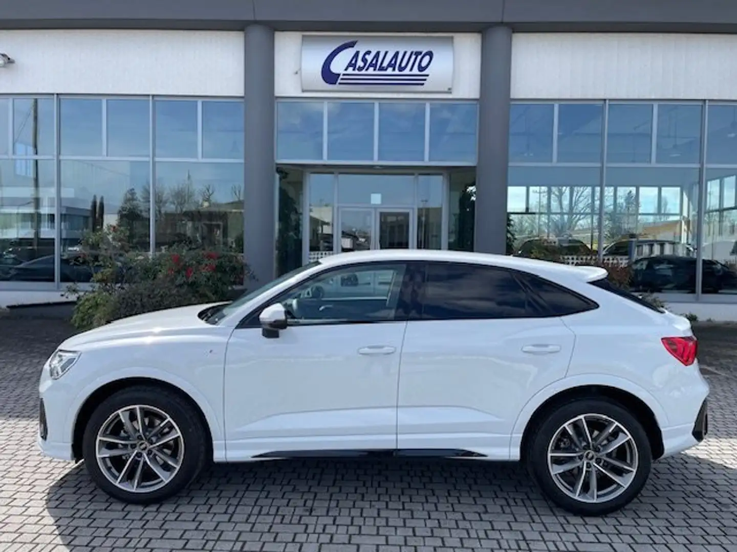 Audi Q3 SPB Sportback 35 TFSI S tronic S Line 19/BLACK.P Bianco - 1