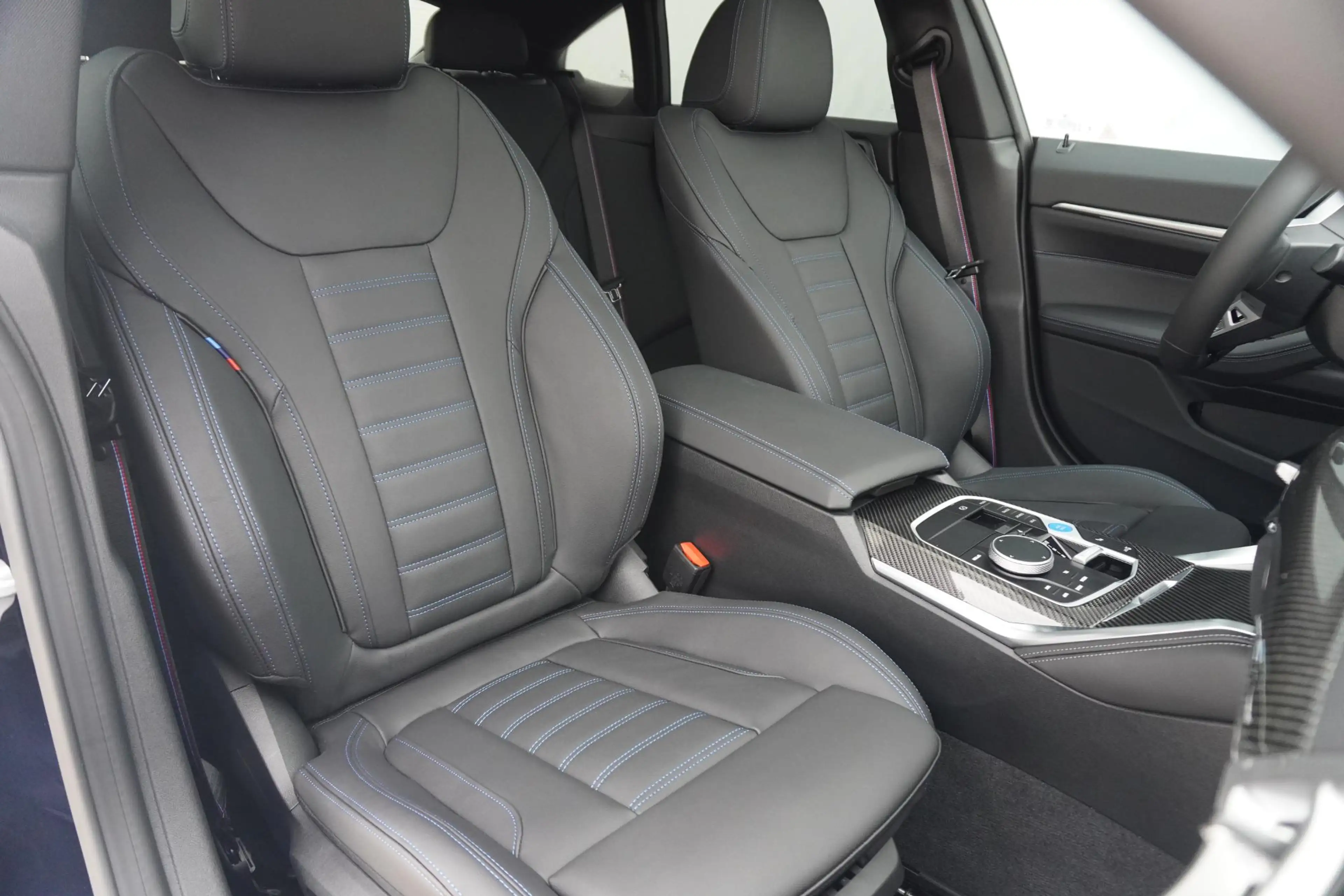 BMW i4 eDrive40 | M Sportpakket Pro | Harman Kardon | Act — photo 8