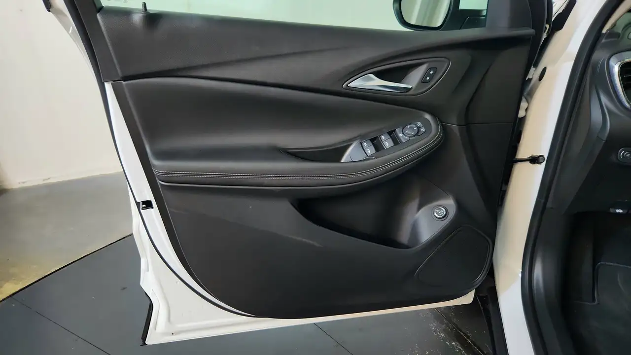 Buick Encore снимка Buick Encore