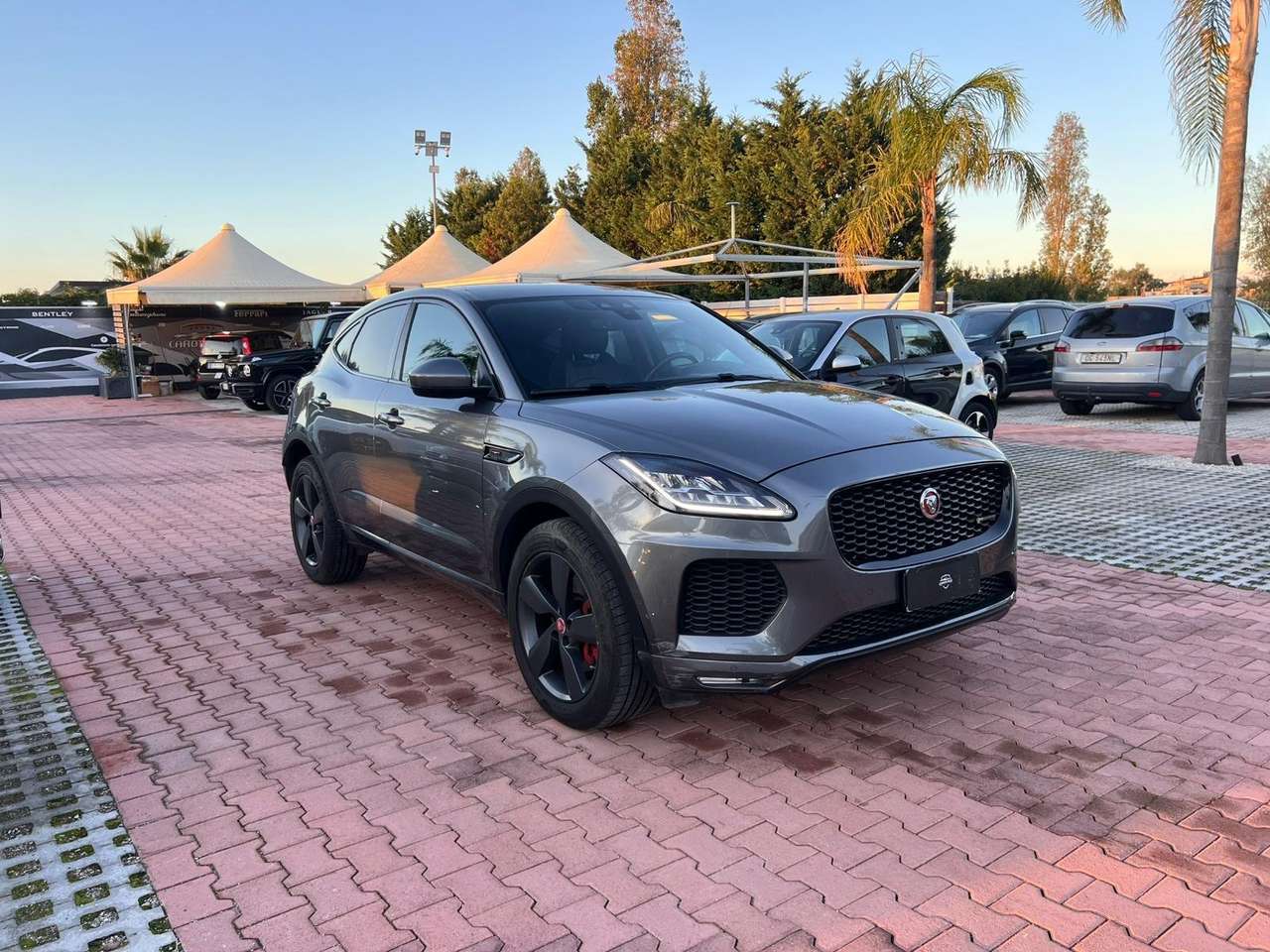 Jaguar E-Pace E-Pace 2.0d i4 R-Dynamic HSE awd 150cv auto my19