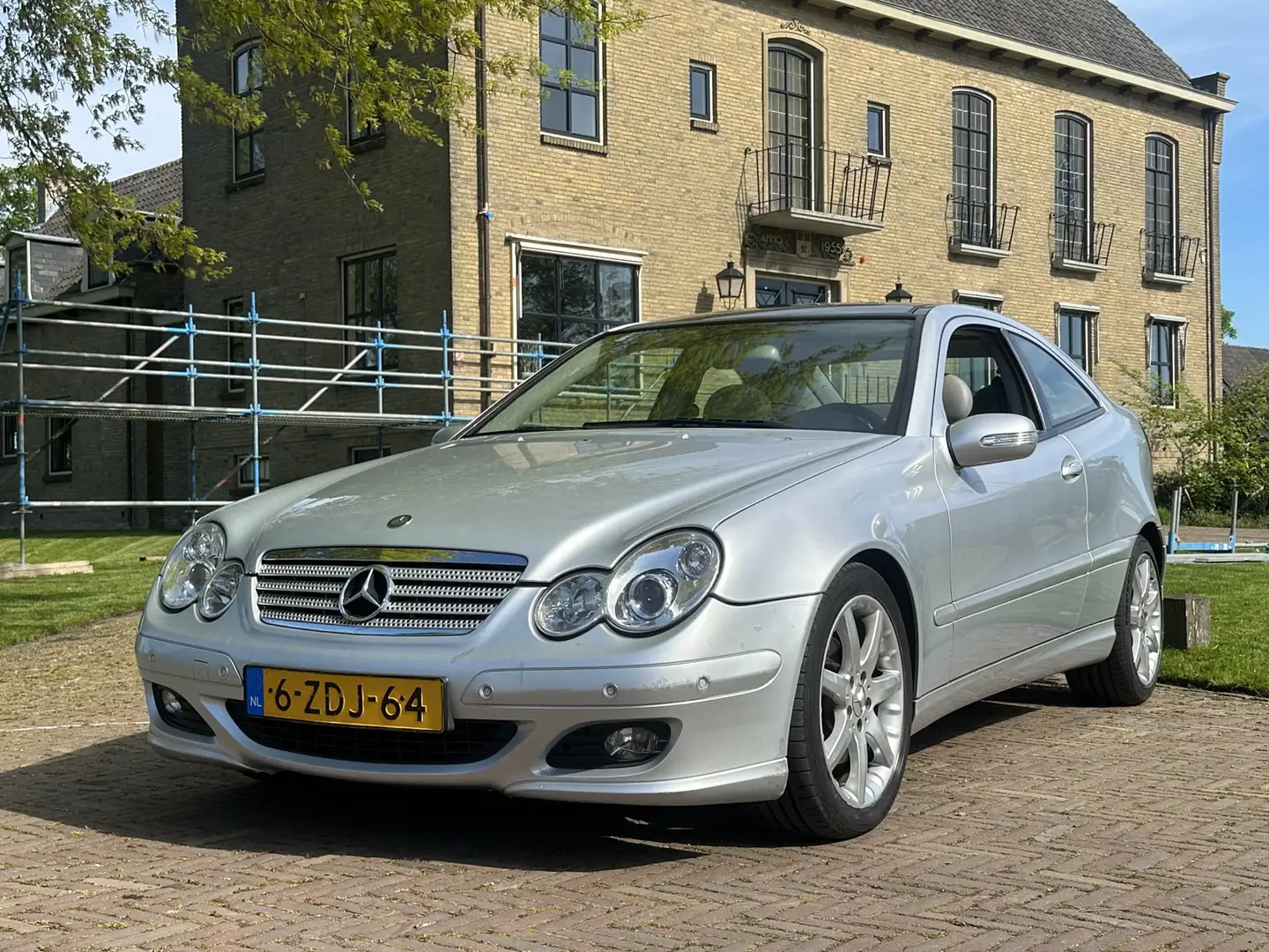 Mercedes-Benz C 180 Sportcoupé K. Zeer netjes * Automaat * Leer Gris - 1