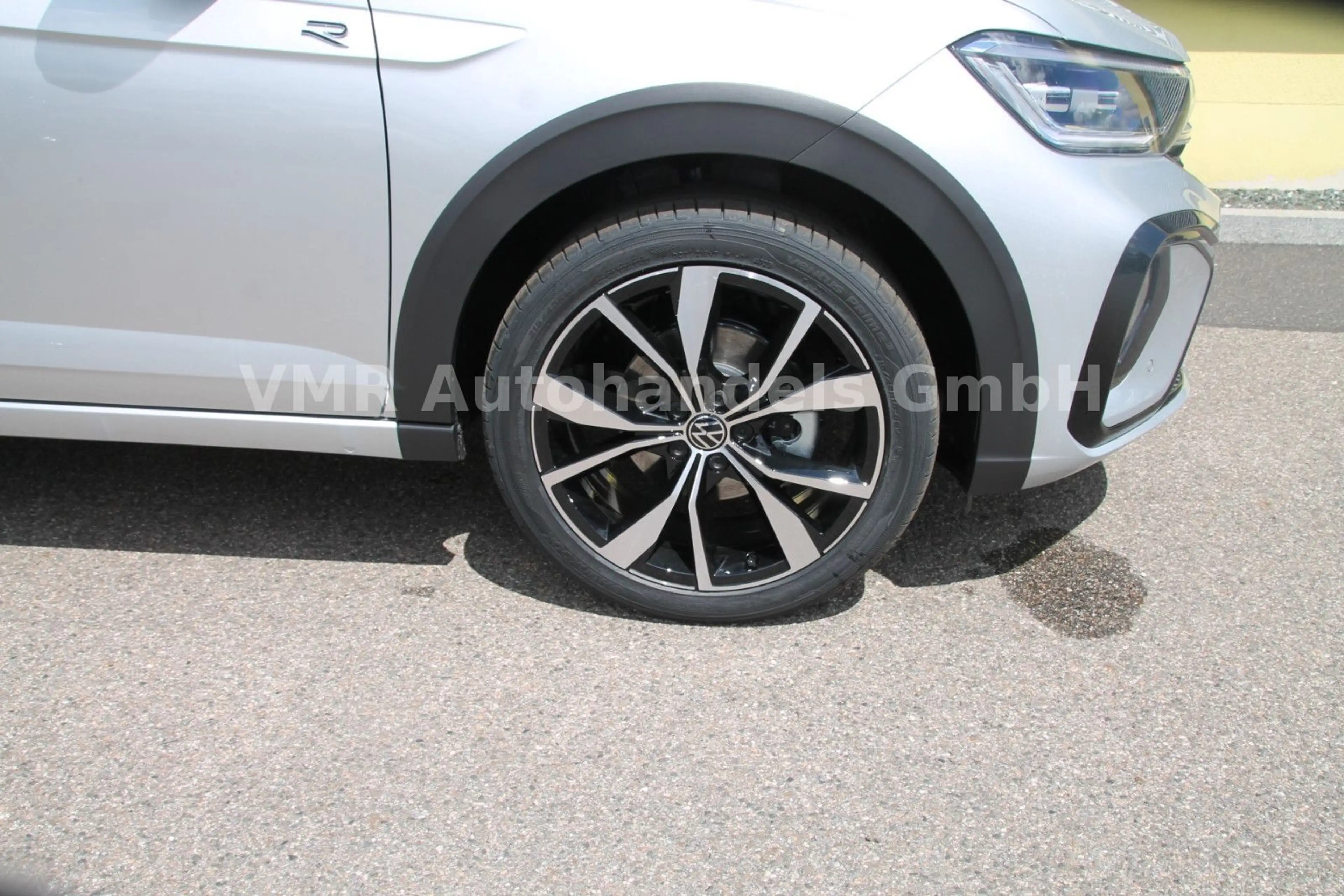 Volkswagen Taigo 1.5 TSI DSG R-Line *5J.Garantie*AHK*18"* — photo 8
