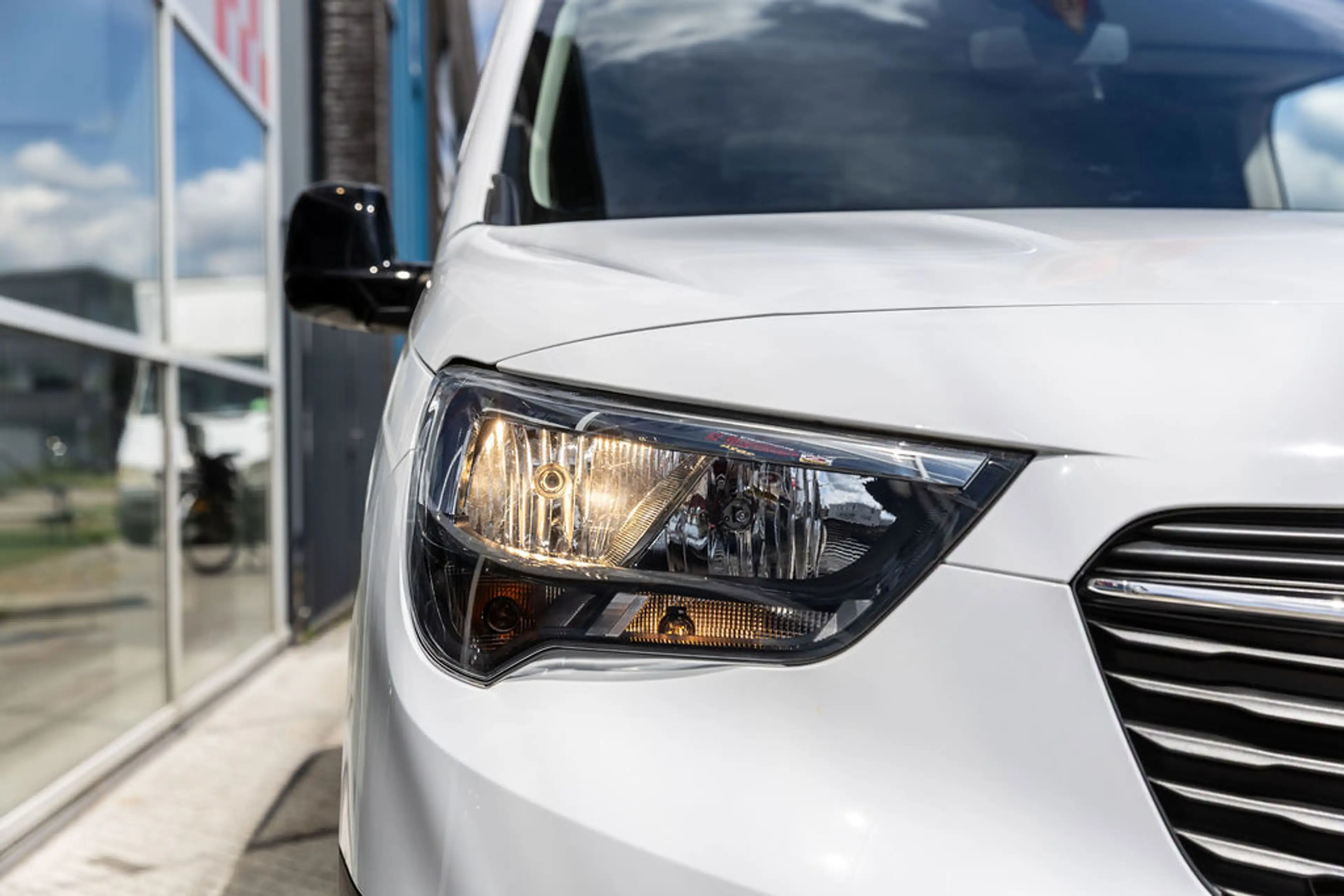 Opel Combo-e Electric 136 L1 50kWh | Trekhaak | Dodehoek warnin — photo 13