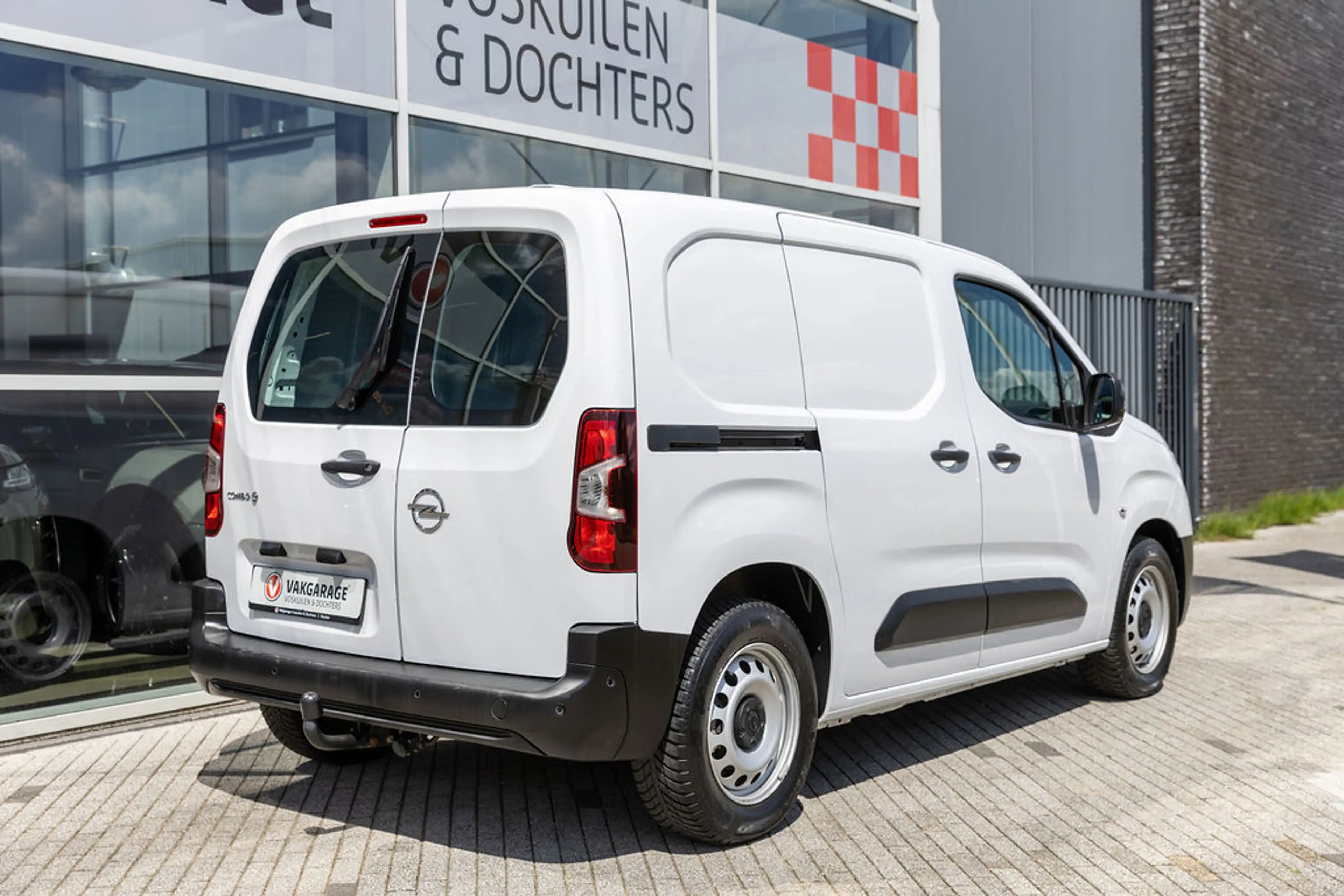 Opel Combo-e Electric 136 L1 50kWh | Trekhaak | Dodehoek warnin — photo 5