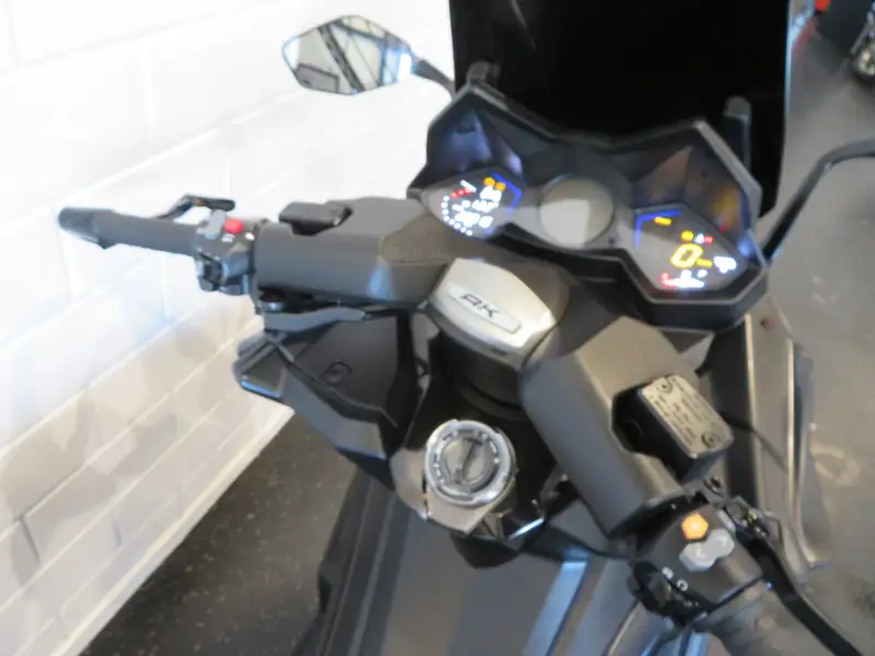 Kymco AK 550 - foto 5