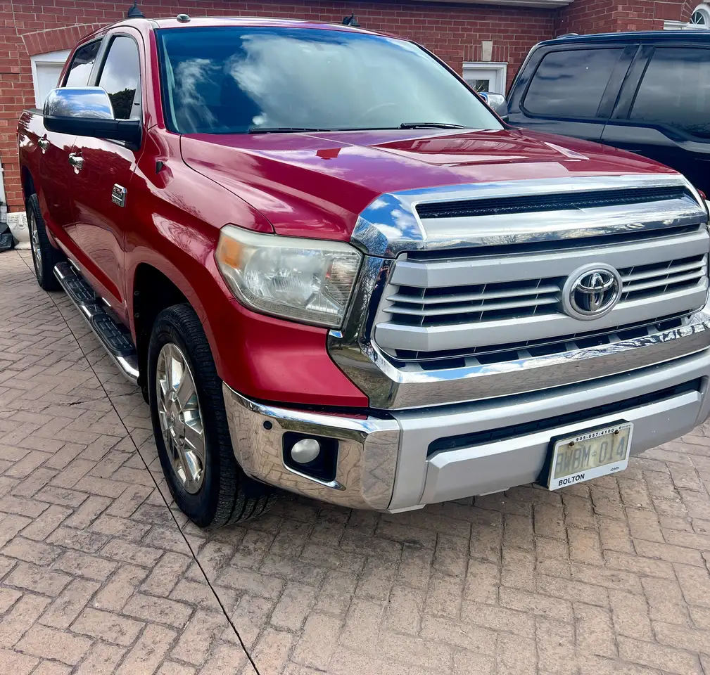 Toyota Tundra снимка Toyota Tundra