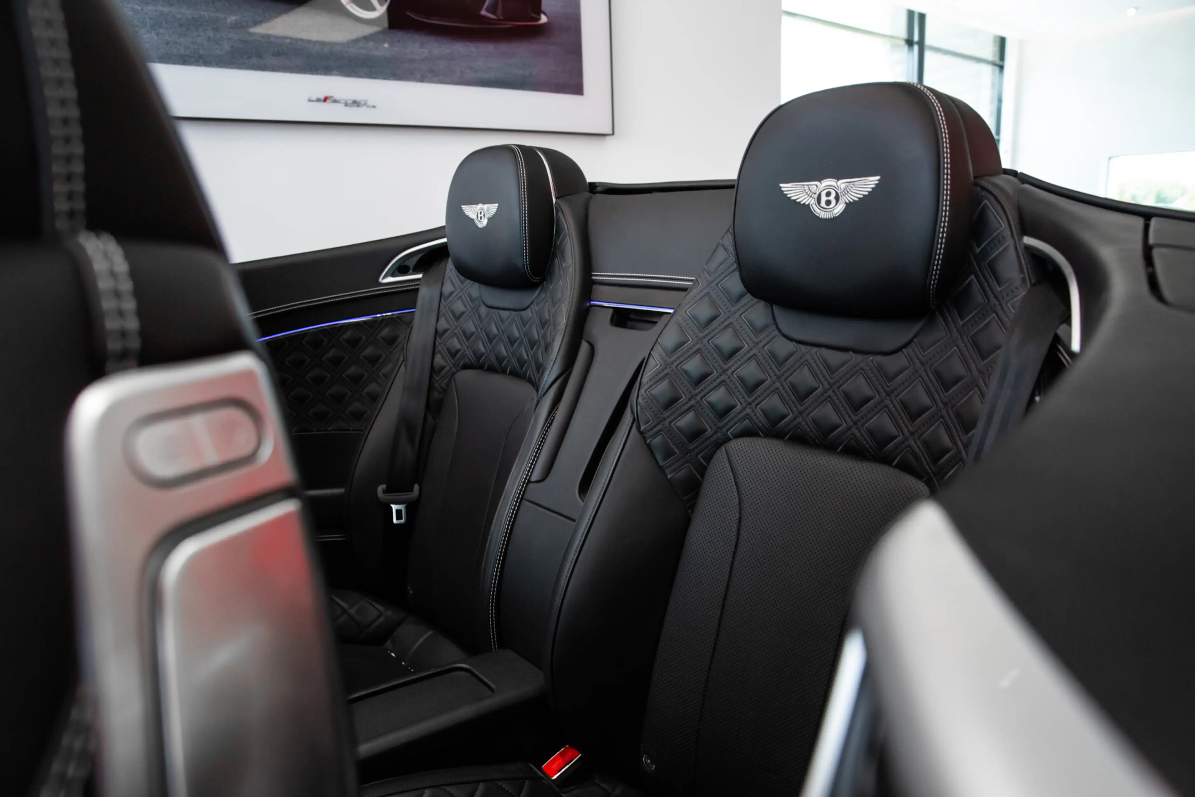 Bentley Continental GTC 4.0 V8 First Edition — photo 33