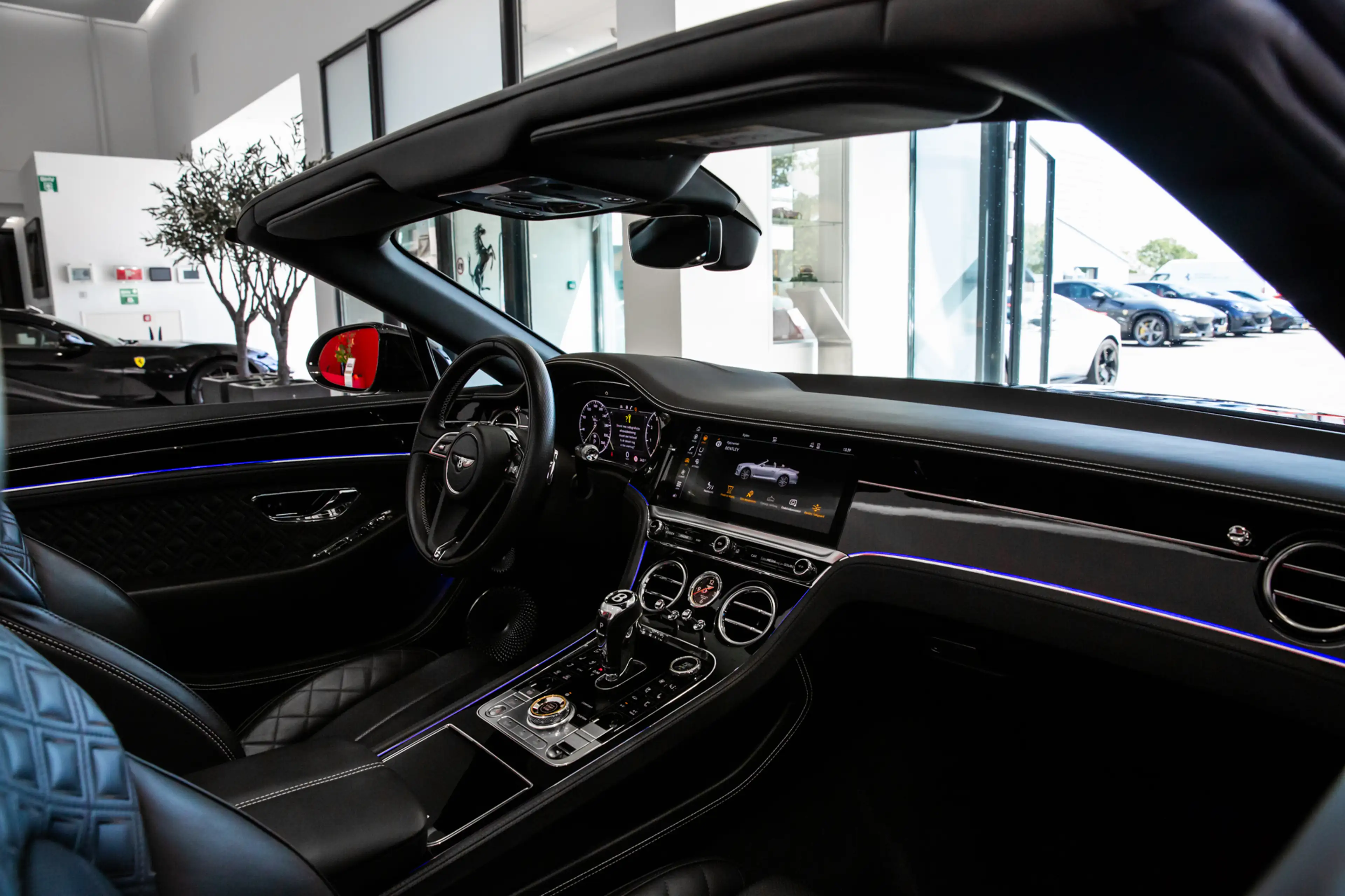 Bentley Continental GTC 4.0 V8 First Edition — photo 35