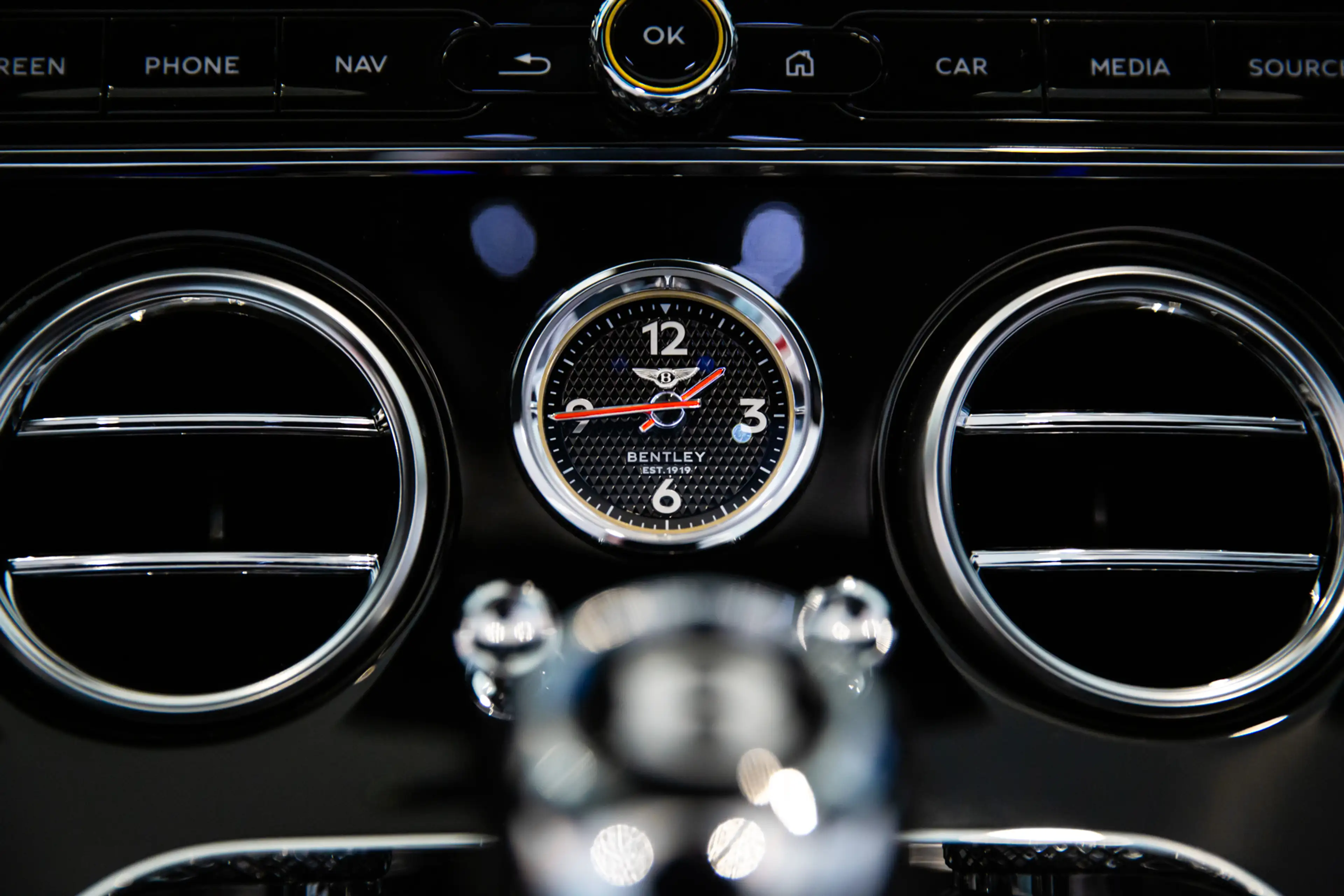 Bentley Continental GTC 4.0 V8 First Edition — photo 48