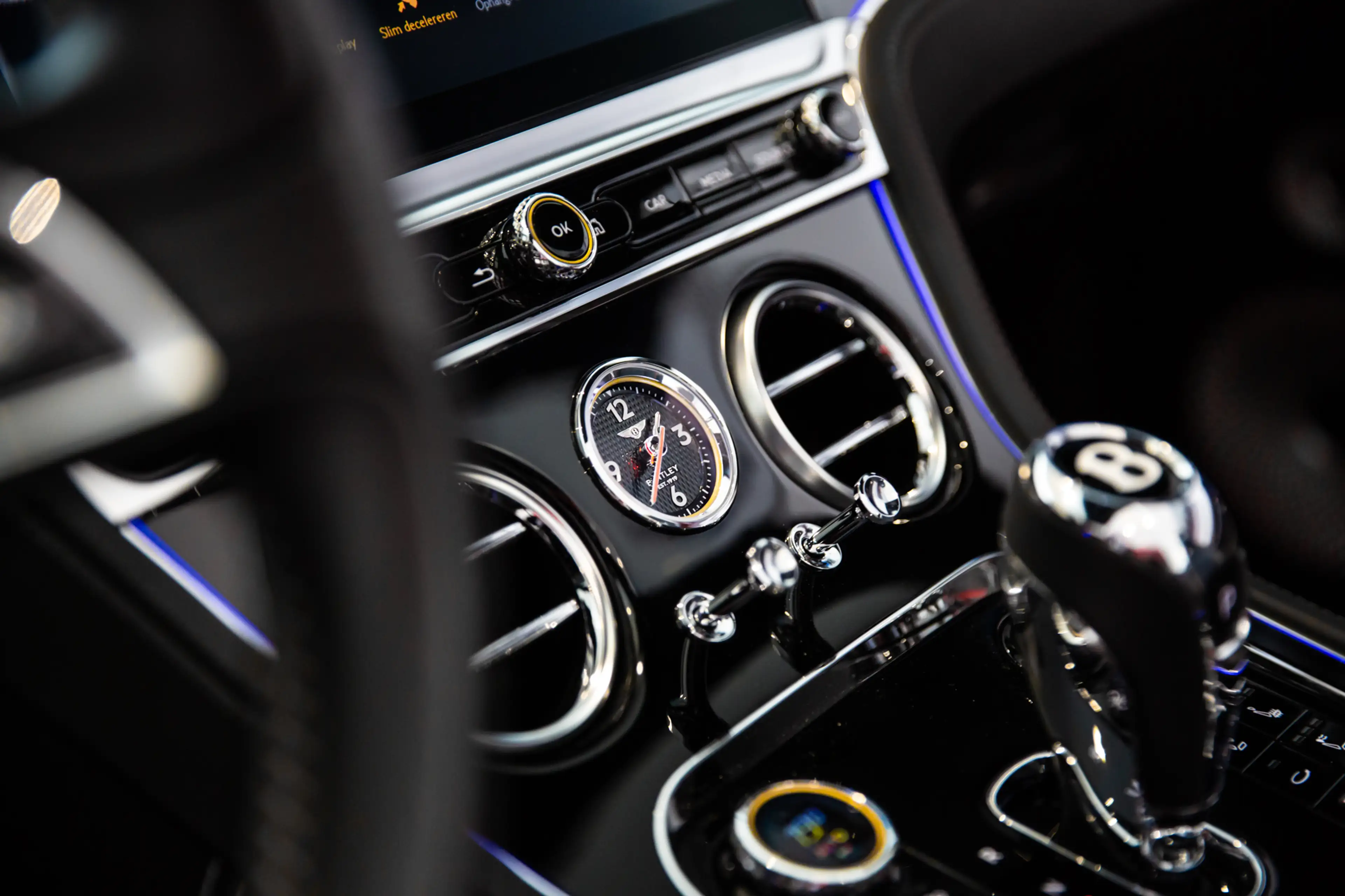 Bentley Continental GTC 4.0 V8 First Edition — photo 30