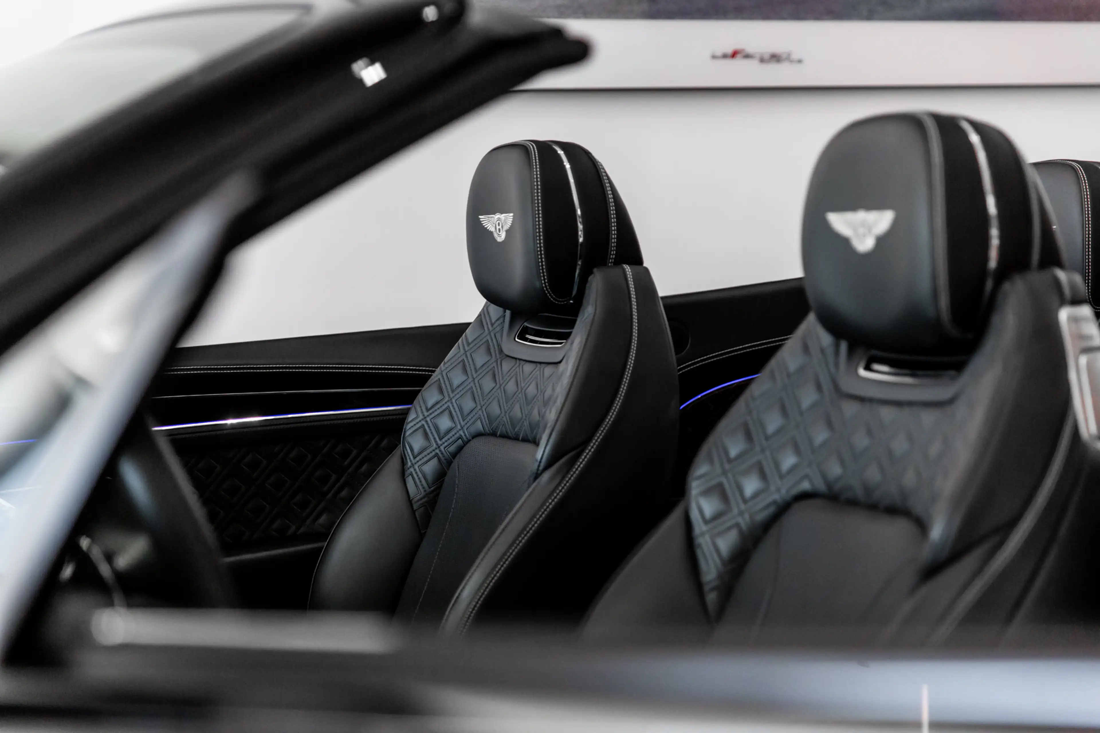 Bentley Continental GTC 4.0 V8 First Edition — photo 8