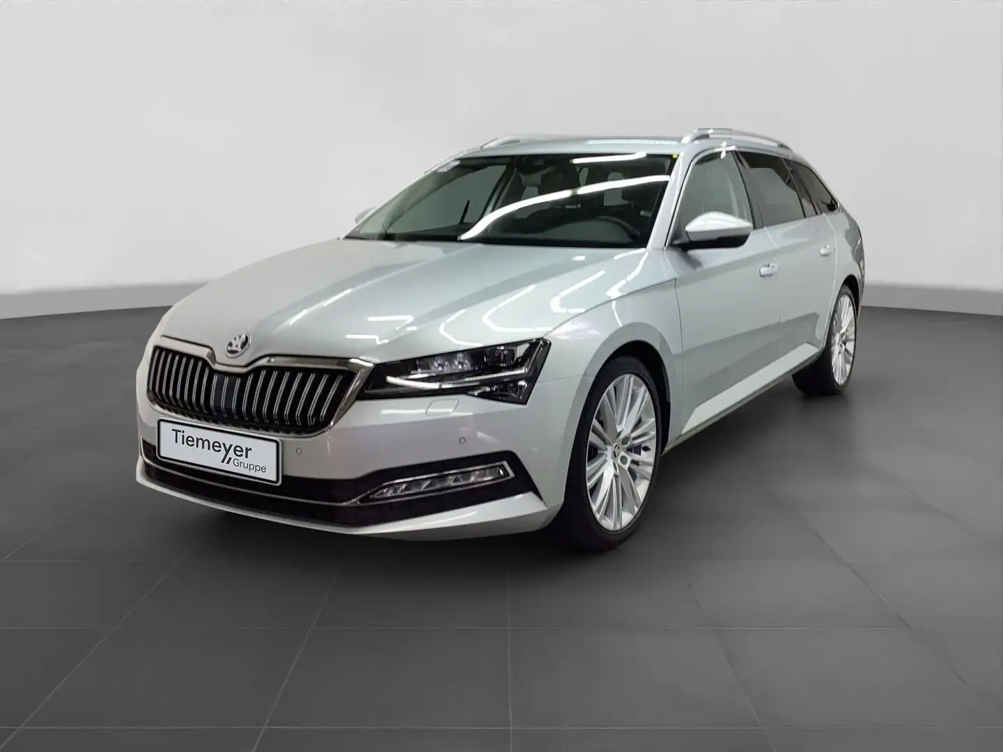 Skoda Superb Combi 2.0 TDI DSG STYLE LM19 ASSIST STDHZ Argent - 2