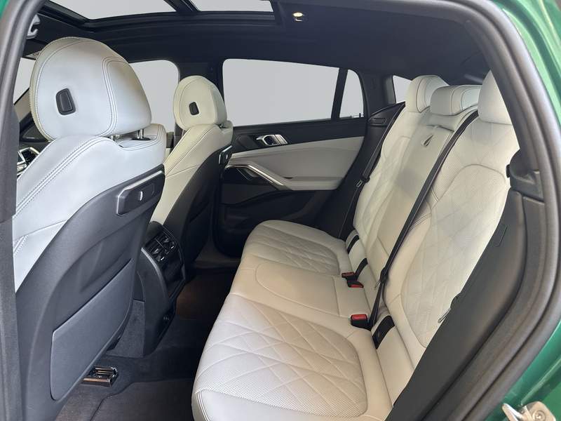 BMW X6 M60i xDrive — photo 9