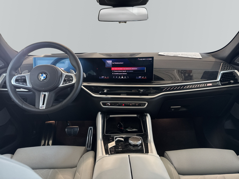 BMW X6 M60i xDrive — photo 12