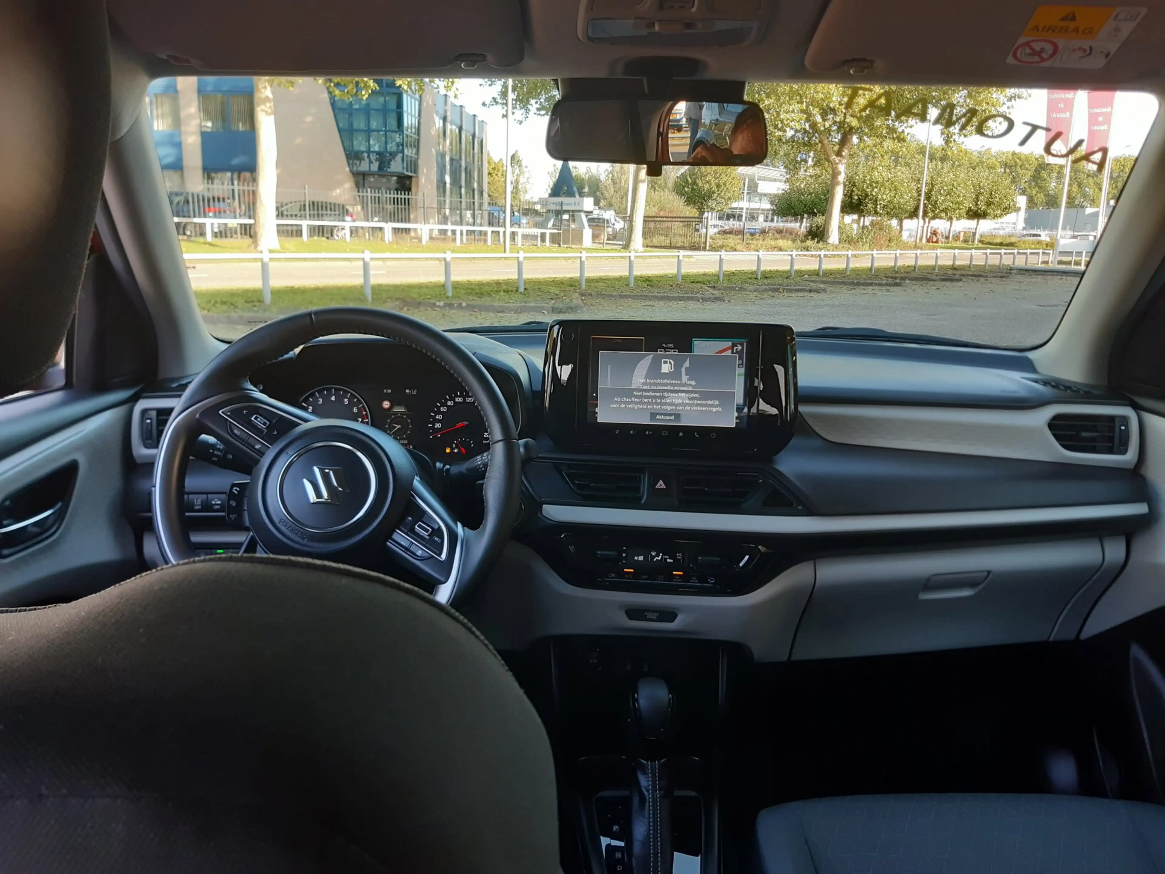 Suzuki Swift 1.2 Select Smart Hybrid AUTOMAAT — photo 3