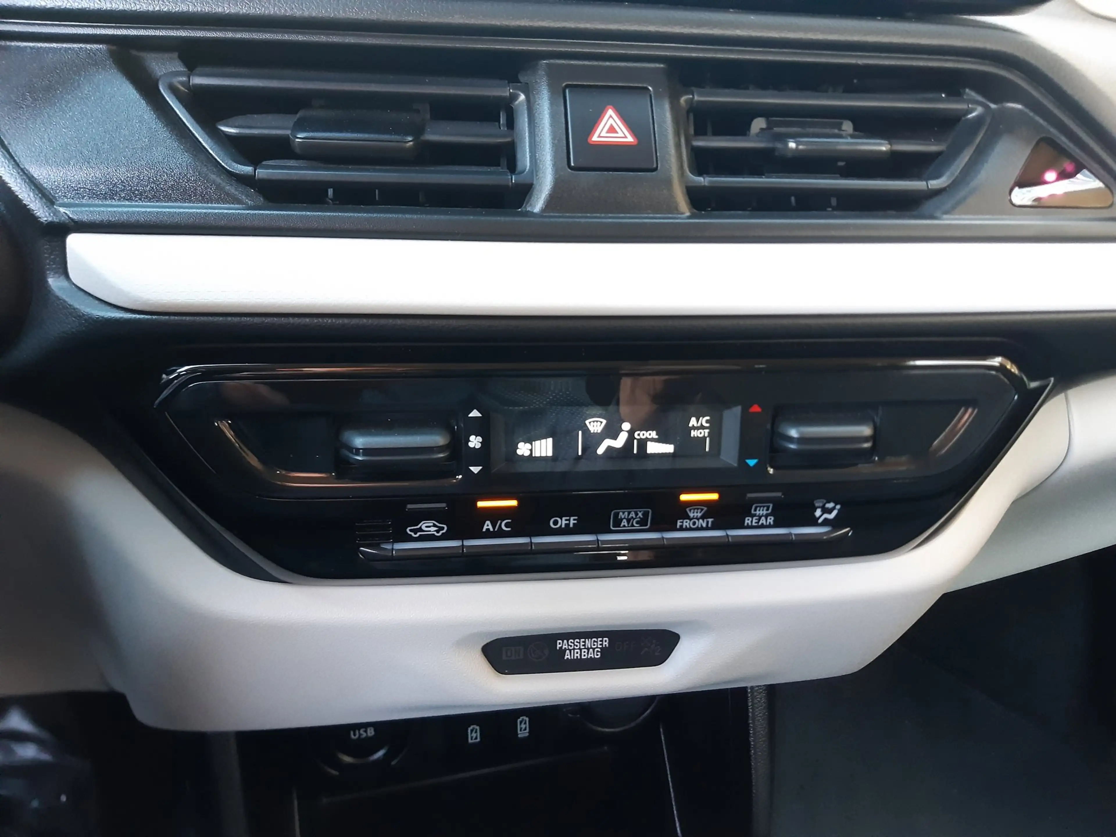 Suzuki Swift 1.2 Select Smart Hybrid AUTOMAAT — photo 9