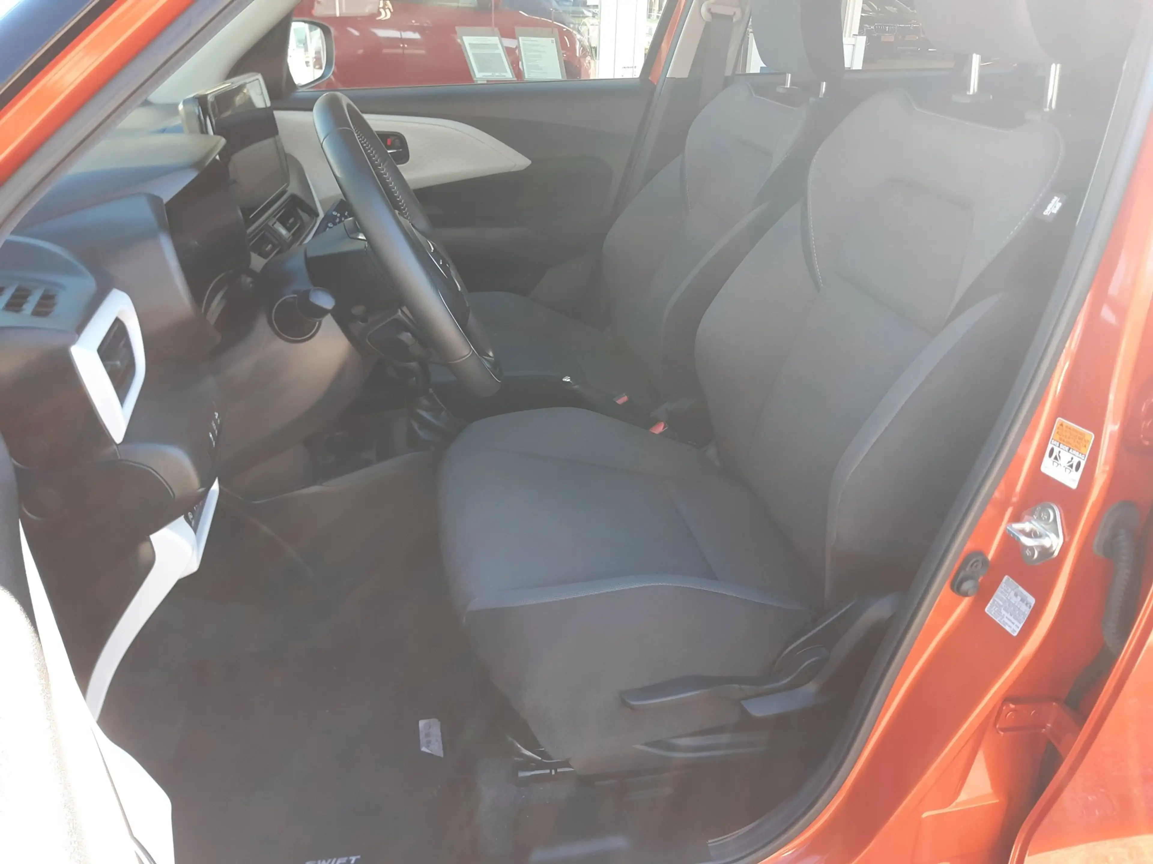 Suzuki Swift 1.2 Select Smart Hybrid AUTOMAAT — photo 23