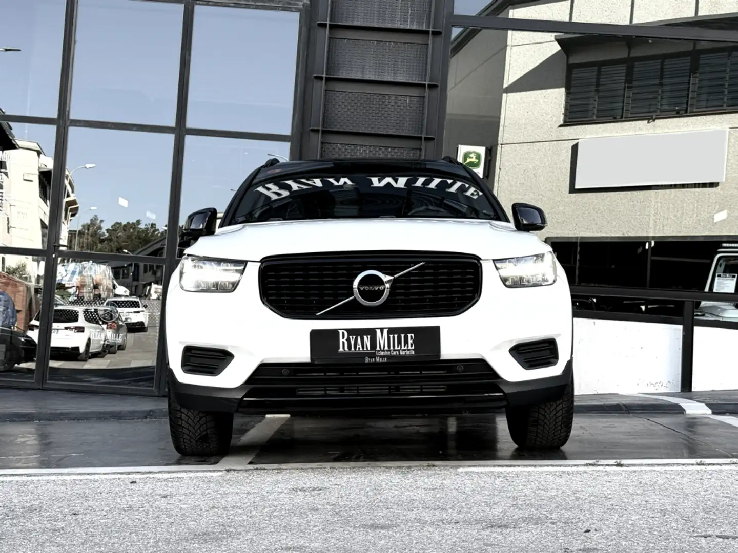 Volvo XC40 B4 R-Design Aut. Blanco - 2