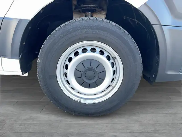 Volkswagen Crafter view 7