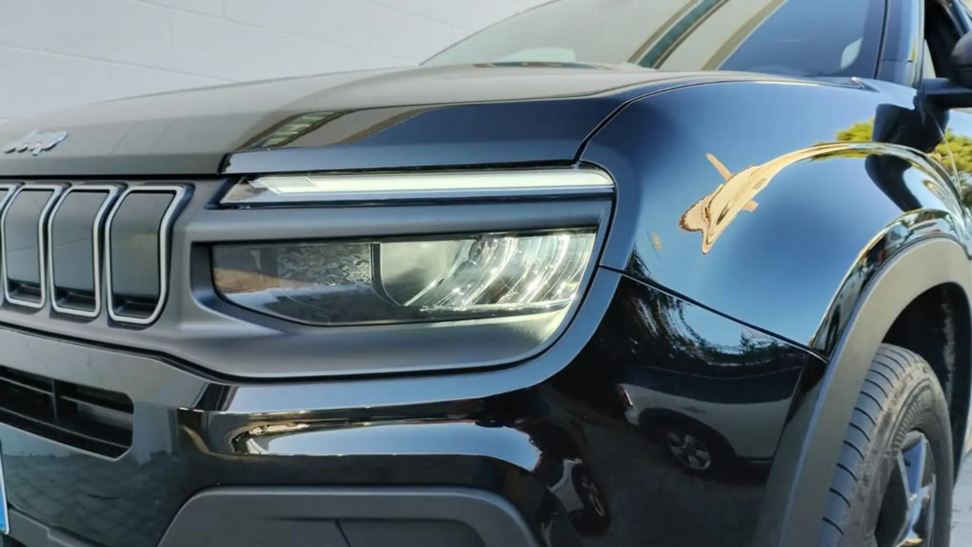 Jeep Avenger 1.2 turbo e-hybrid Summit fwd 100cv edct6 Nero - 2