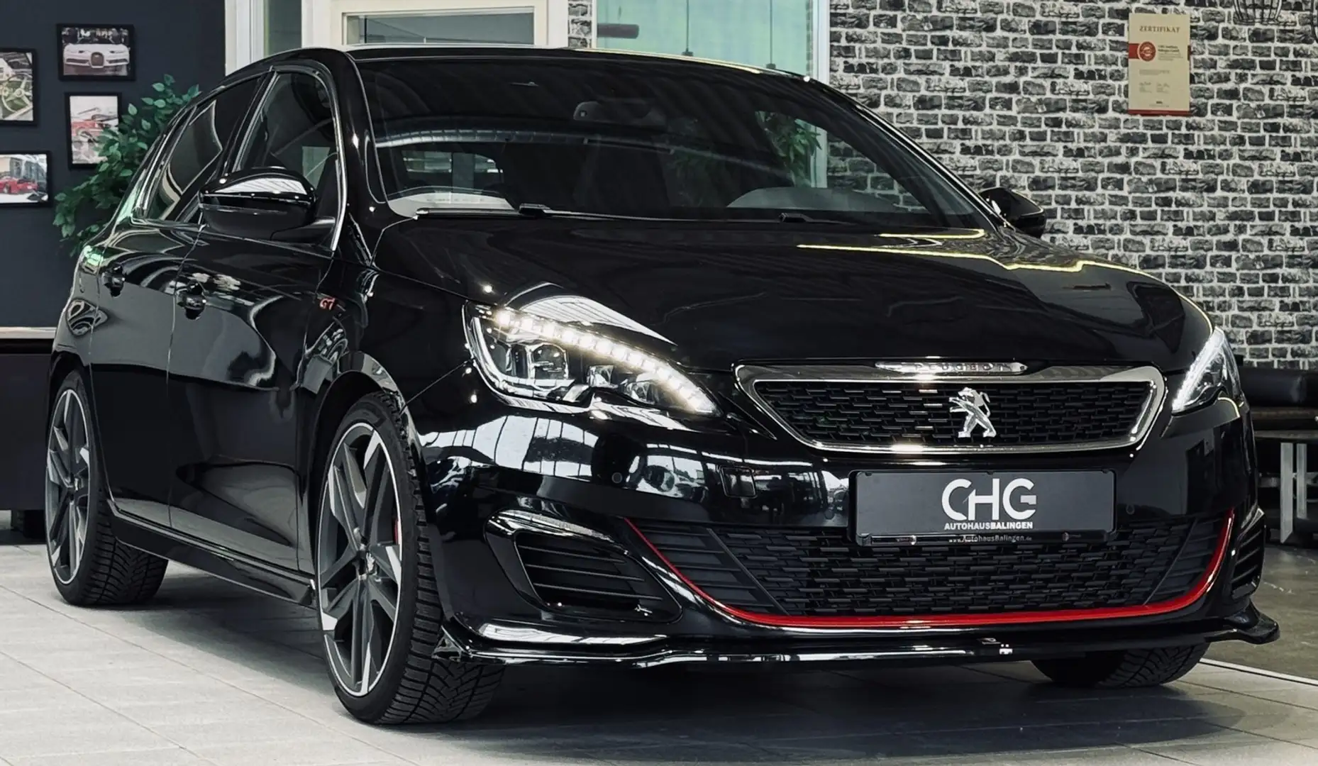 Peugeot 308 GTi |LED|SHZ|PANO|REMUS| Negro - 1