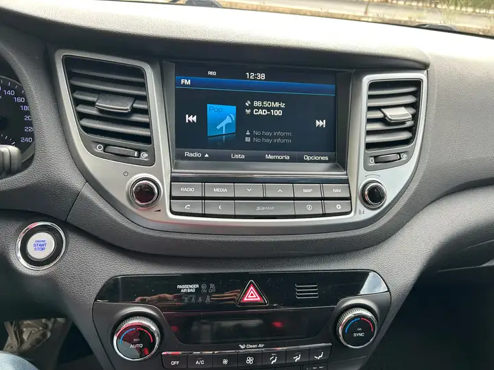 Hyundai Tucson 2.0 CRDI Style 4x4 Aut. 2017, foto 13